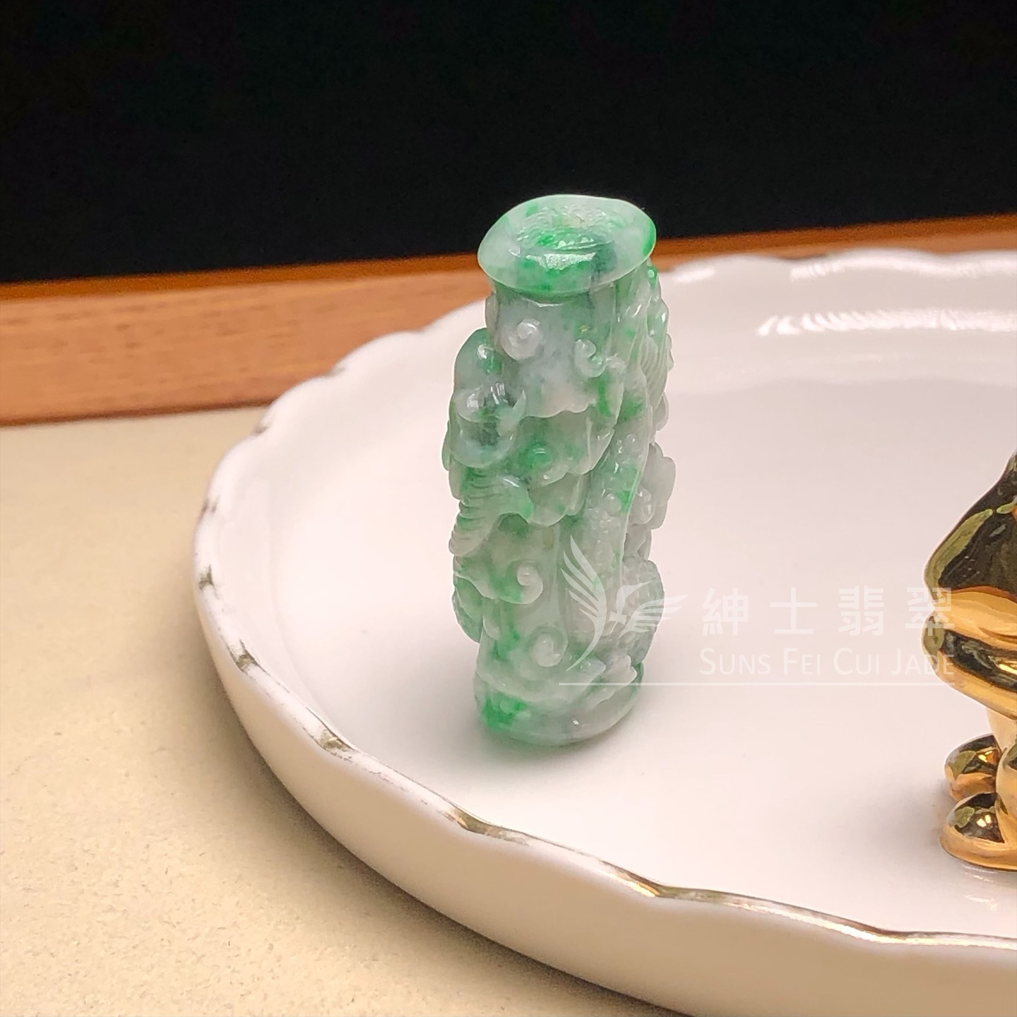 立體桶形龍吊墜