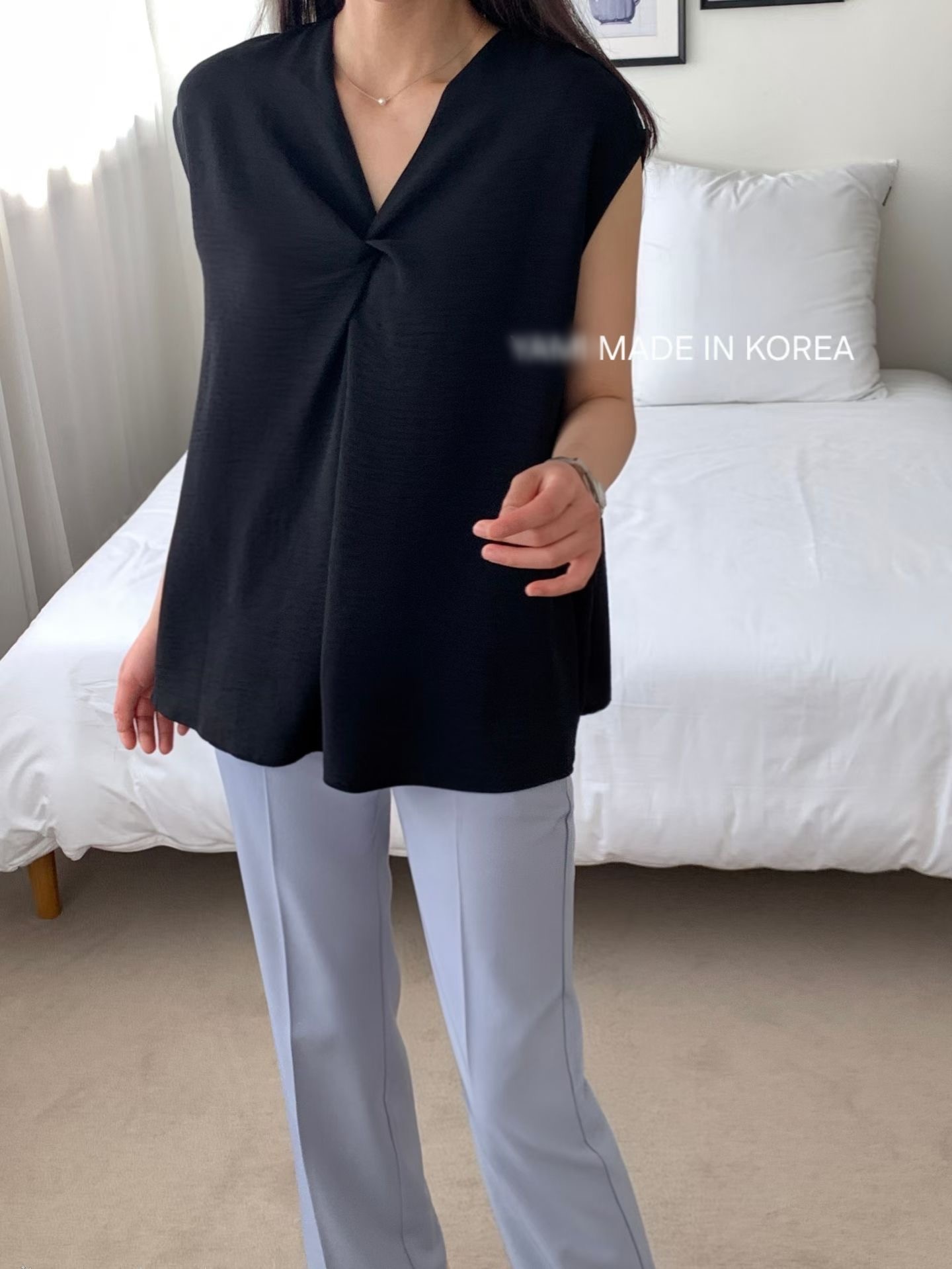 G6225 韓國🇰🇷V領扭結top