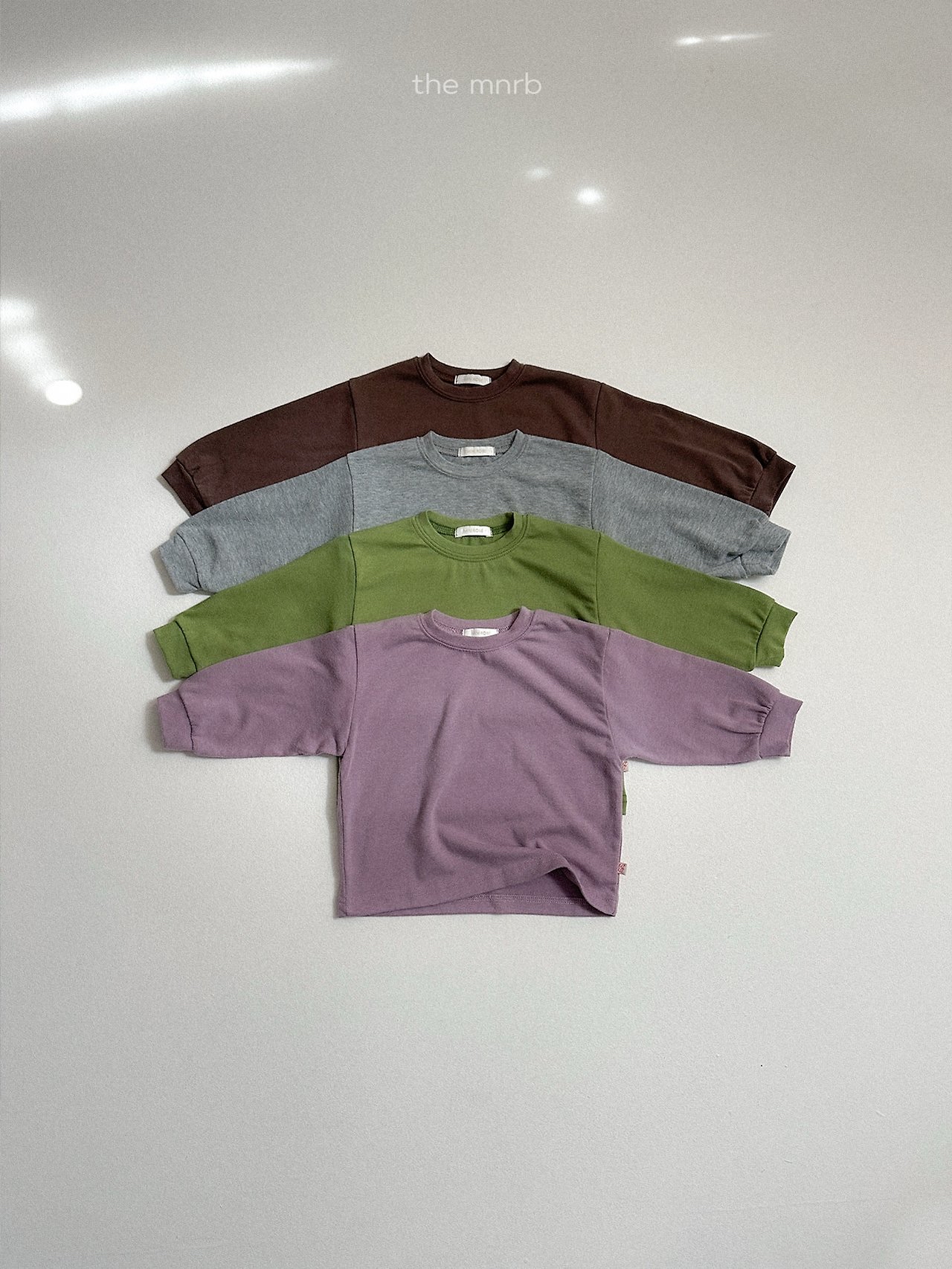 Mnirobe |  Loose Basic T-Shirt