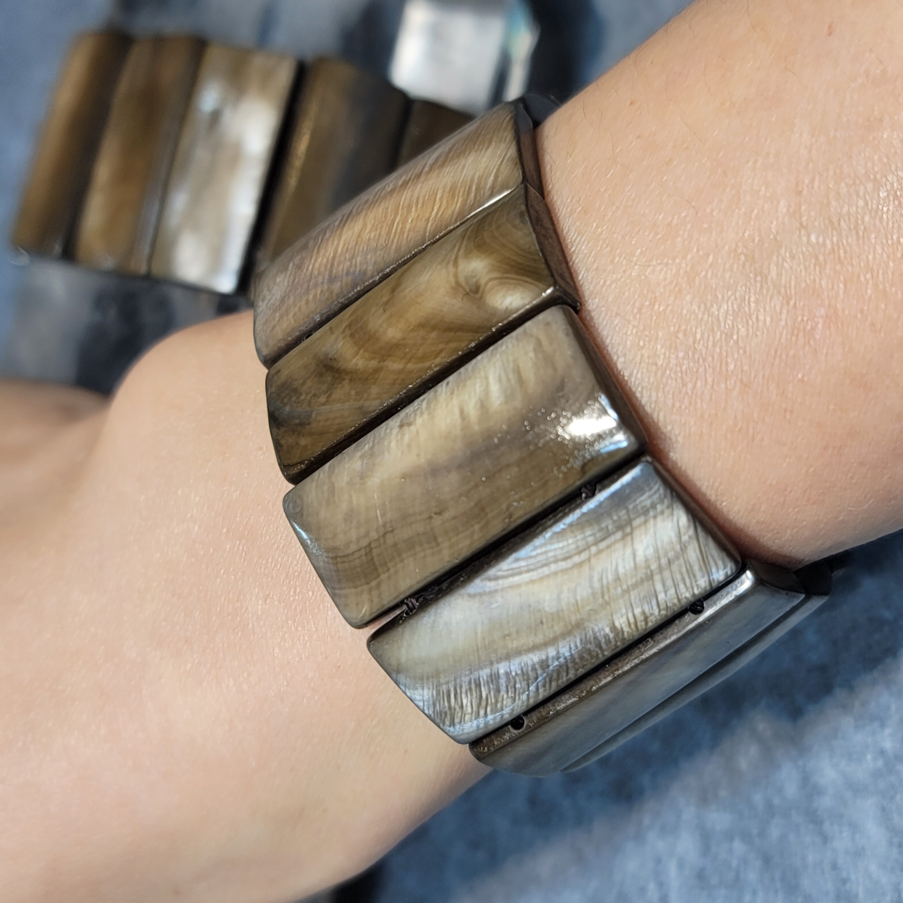 黑蝶貝殼排形手鏈