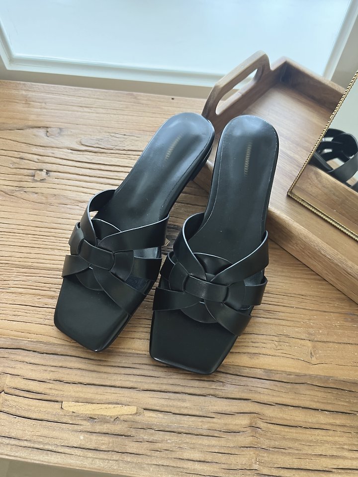Knotted Strap Sandals (4 colors)
