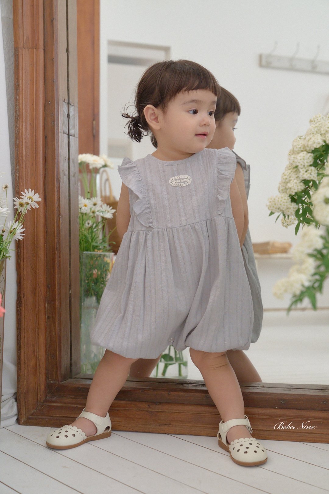 ☀️預訂 韓國直送☀️🇰🇷Bebenine兩色蕾絲標誌荷葉邊背心連身服