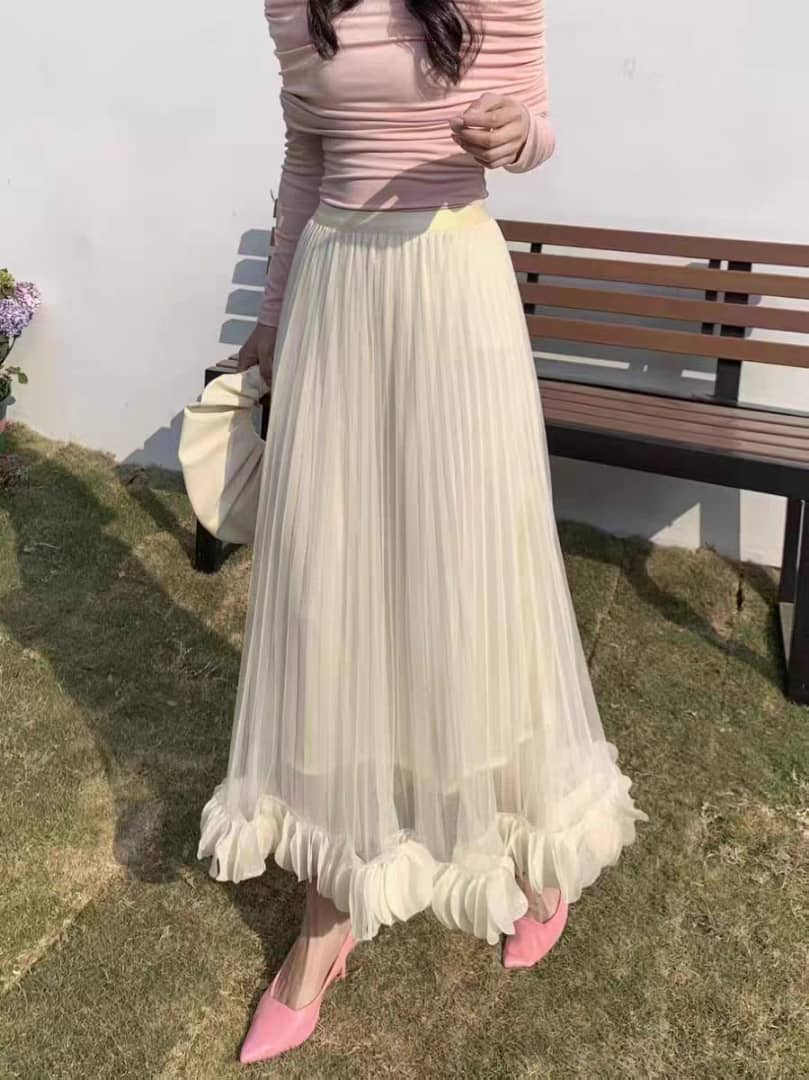 Pleated Mesh Skirt with 3D Petal Hem Detail ‖ 立体花瓣裙摆网纱百褶半裙 KR037703