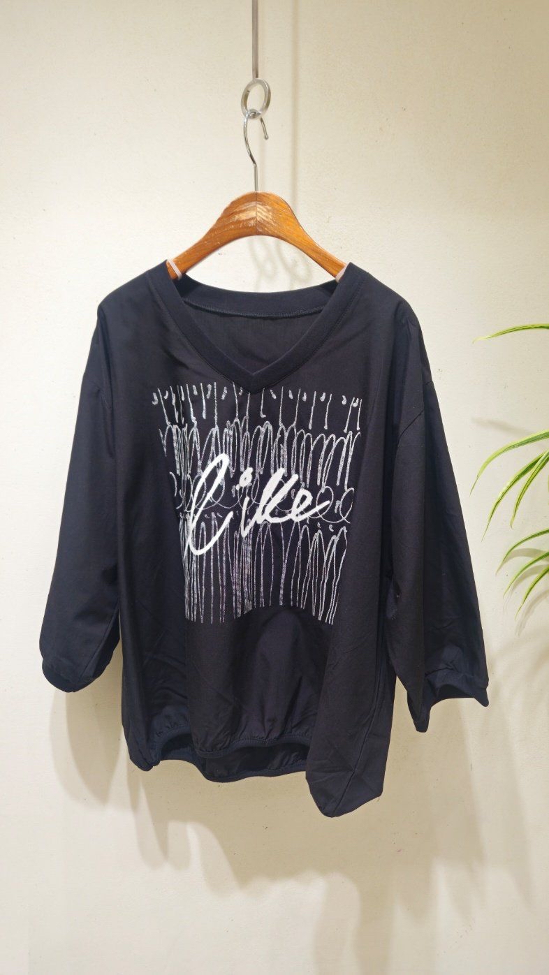 韓國V領英文字衫 M514 03no13230