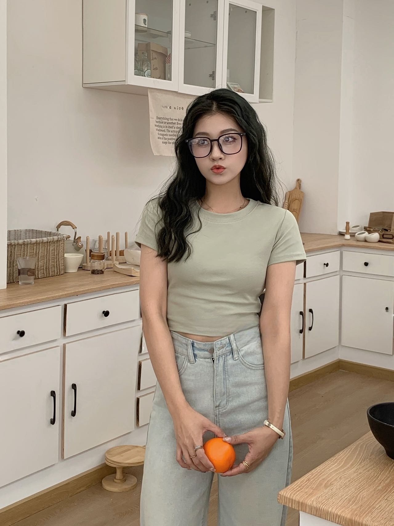 【跑量福利价】Jelly Buny Daily Plain Padded Crop Tee (Removable) 自带胸垫果冻纯色短款Tee(胸垫可拆卸) 【 8 Colours 】