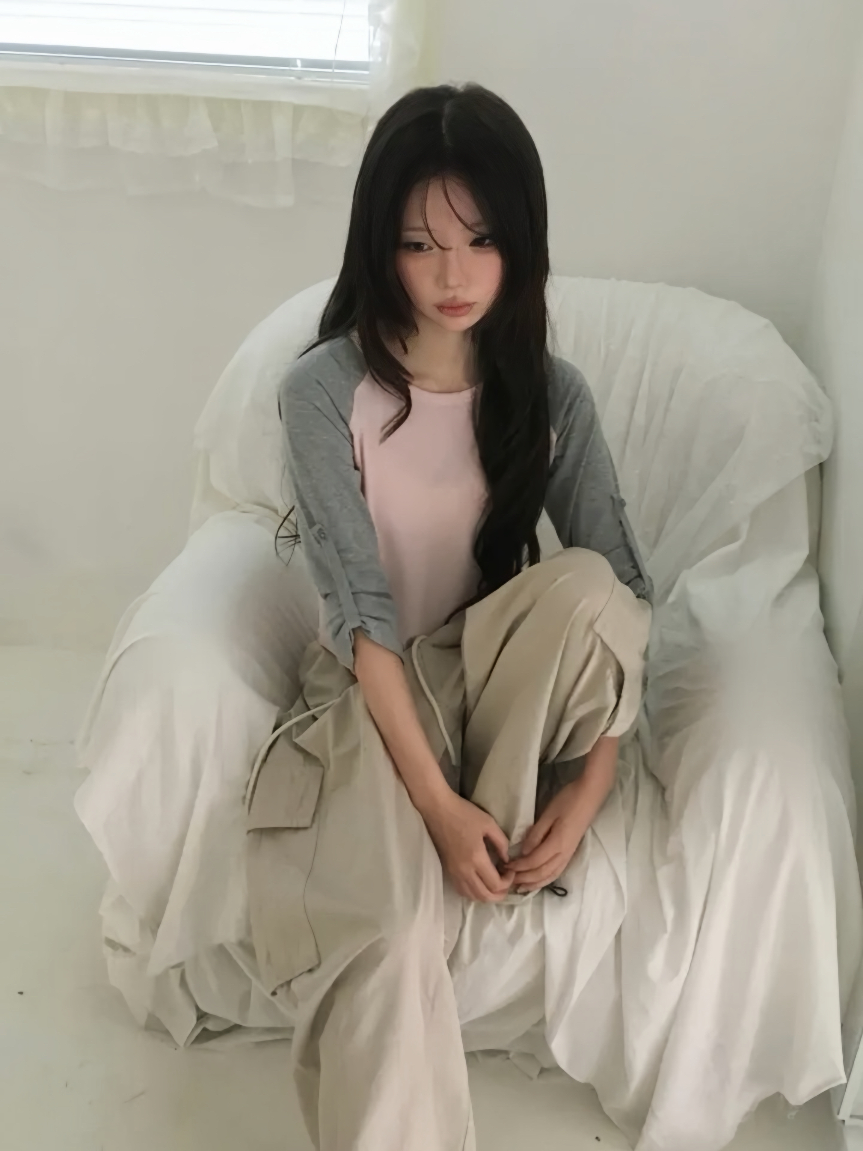Roll-up Raglan Contrast Top