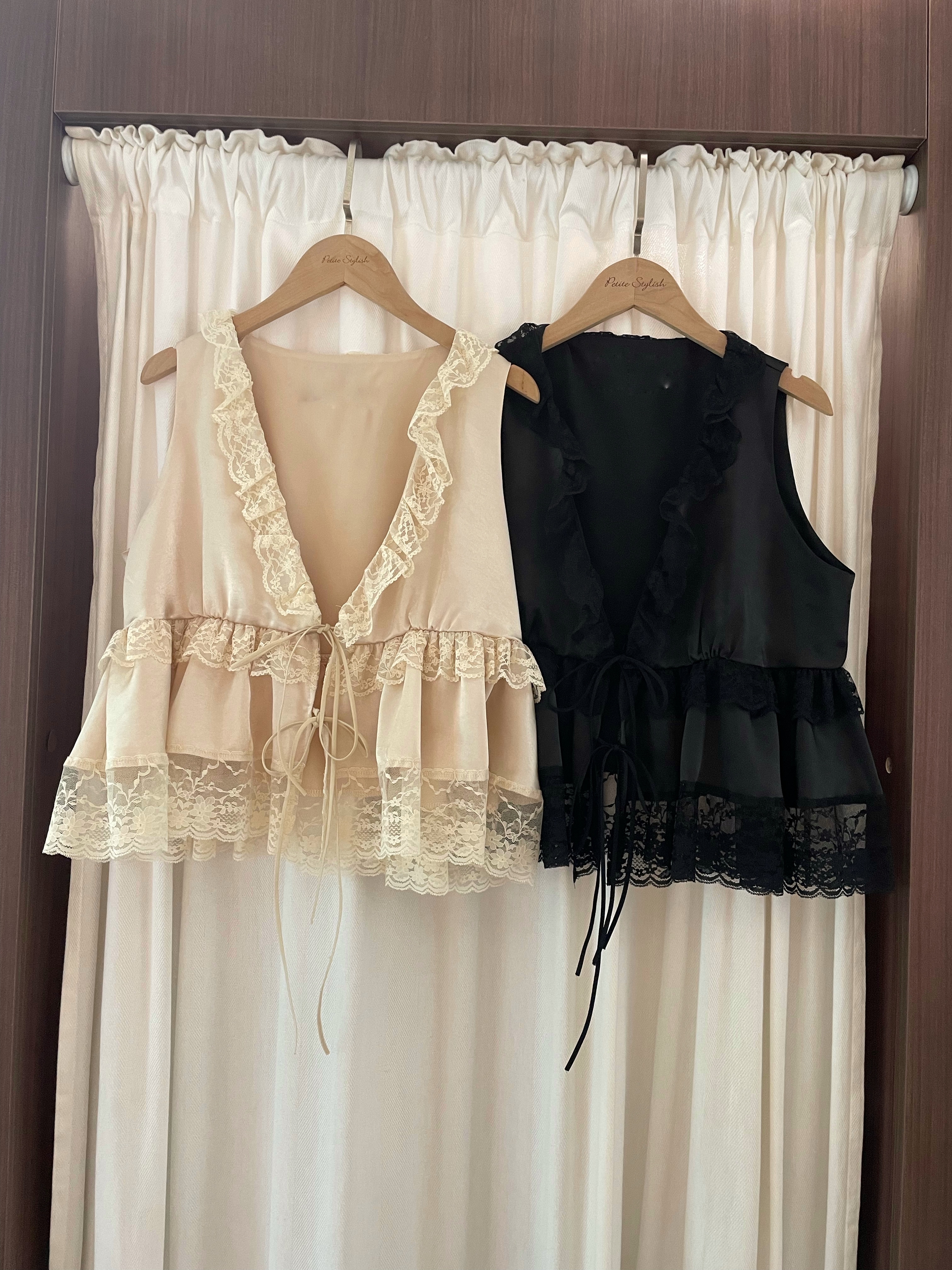 LACE SATIN VEST 13