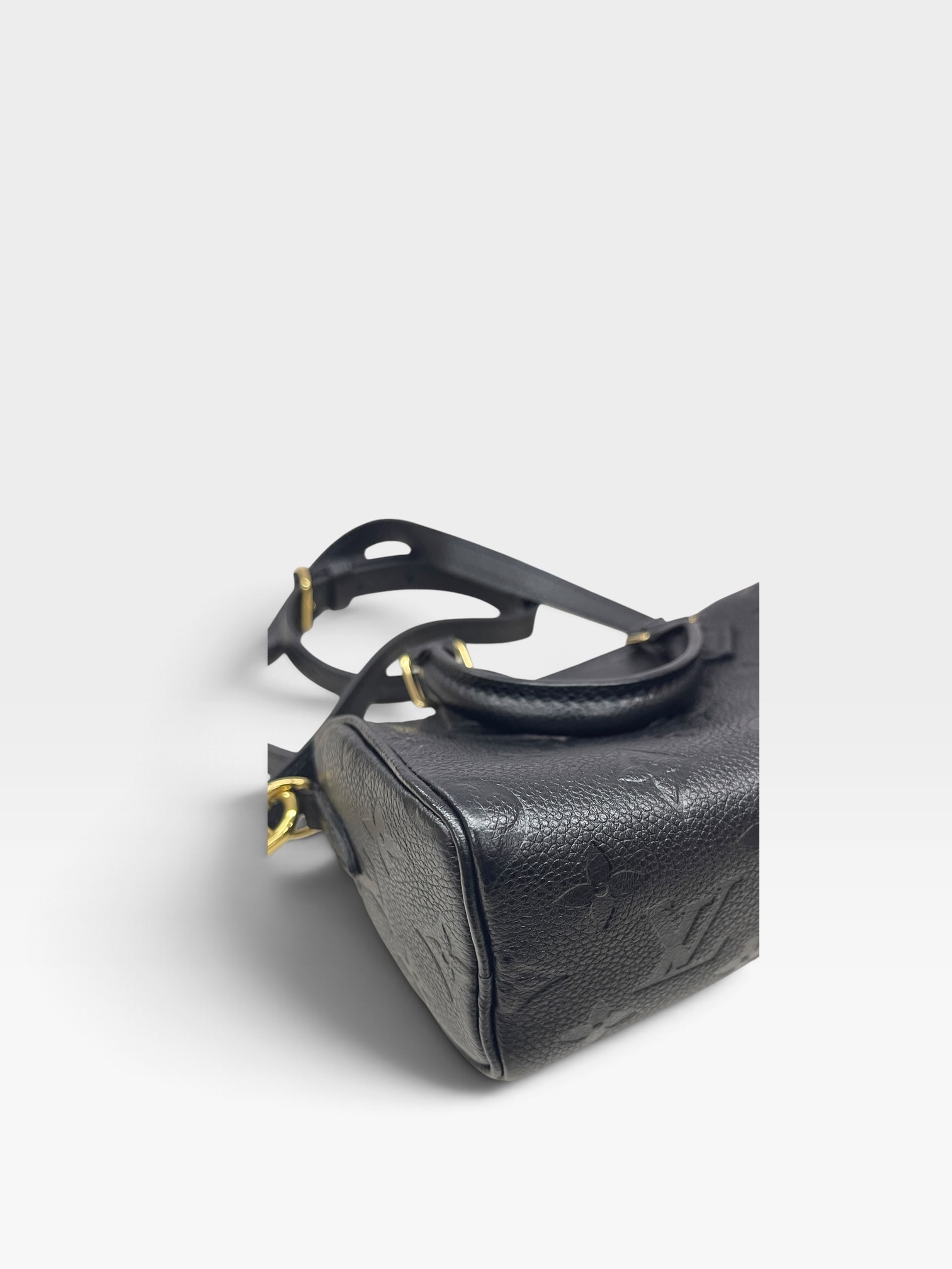 Pre-Owned LV Nano Speedy / Product Code: 102907