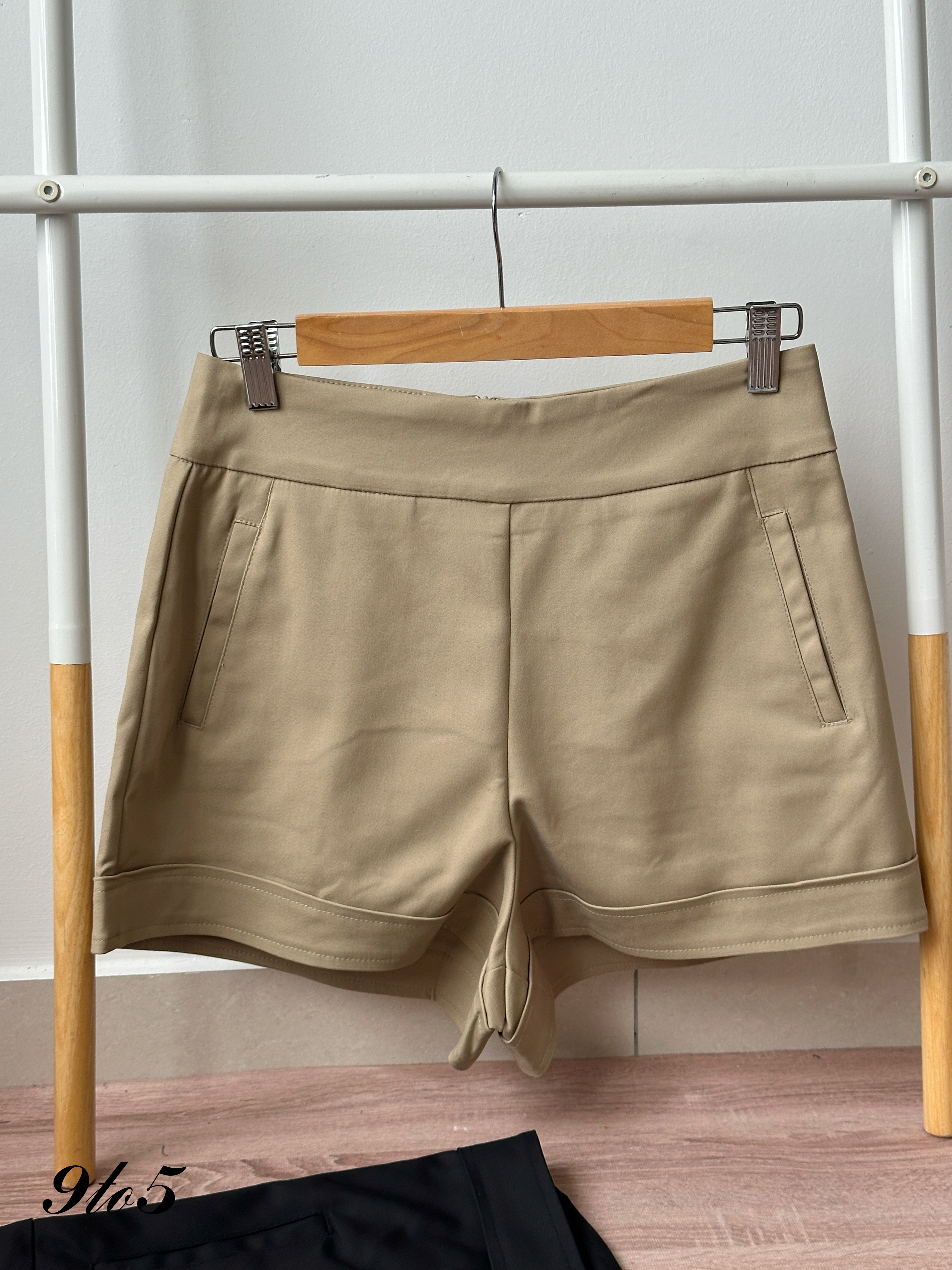 S1962 A Line Short Pants - 4 Colors 