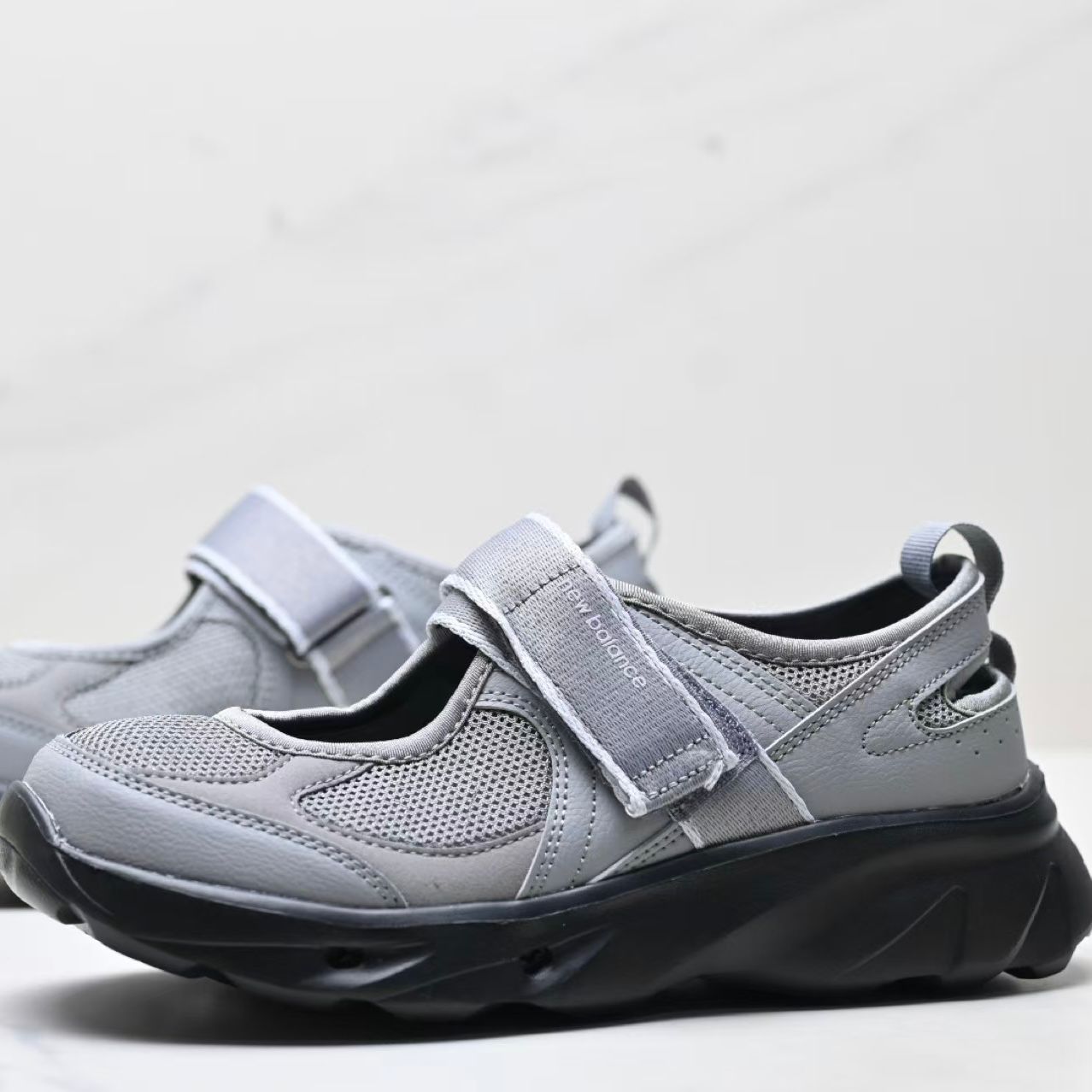 🟥BB00397🟥NB SS26 夏季魔術貼涼鞋