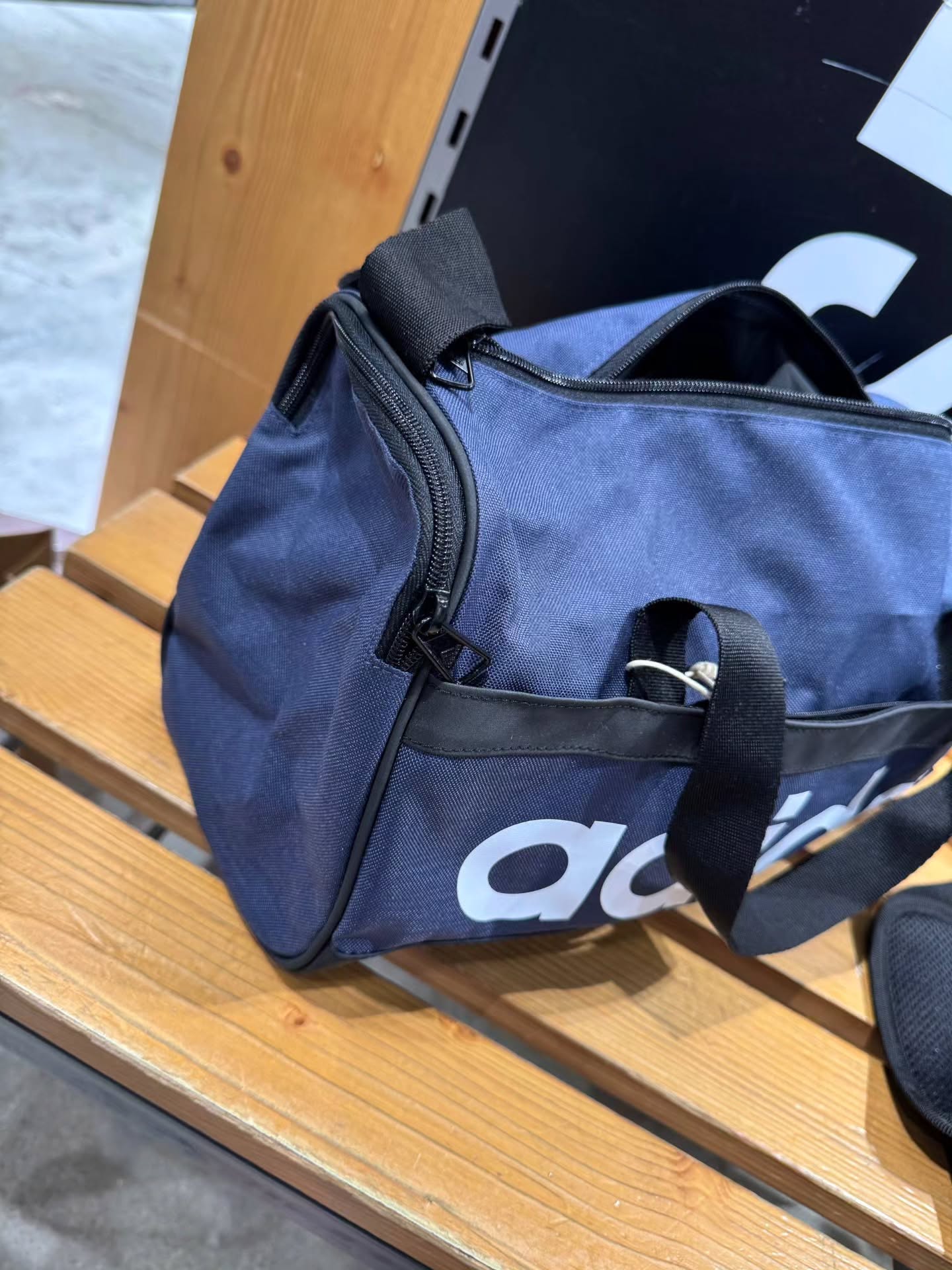 🇯🇵Adidas 男女通用运动包