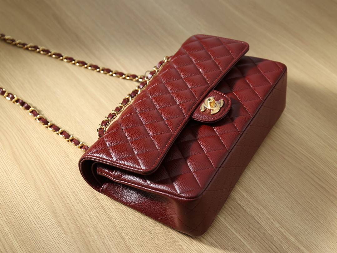 CF枣红金25cm❤️‍🩹 我们家的货出来就是风靡全网 独家正品原厂皮渠道货、荔枝纹银扣出货啦！ 独家渠道货，真正的进口原厂货，正品工艺品质，我们确保所有材料，五金，车线，油边都达到正品百分百的原厂渠道材料，连味道都能一样‼️🔥