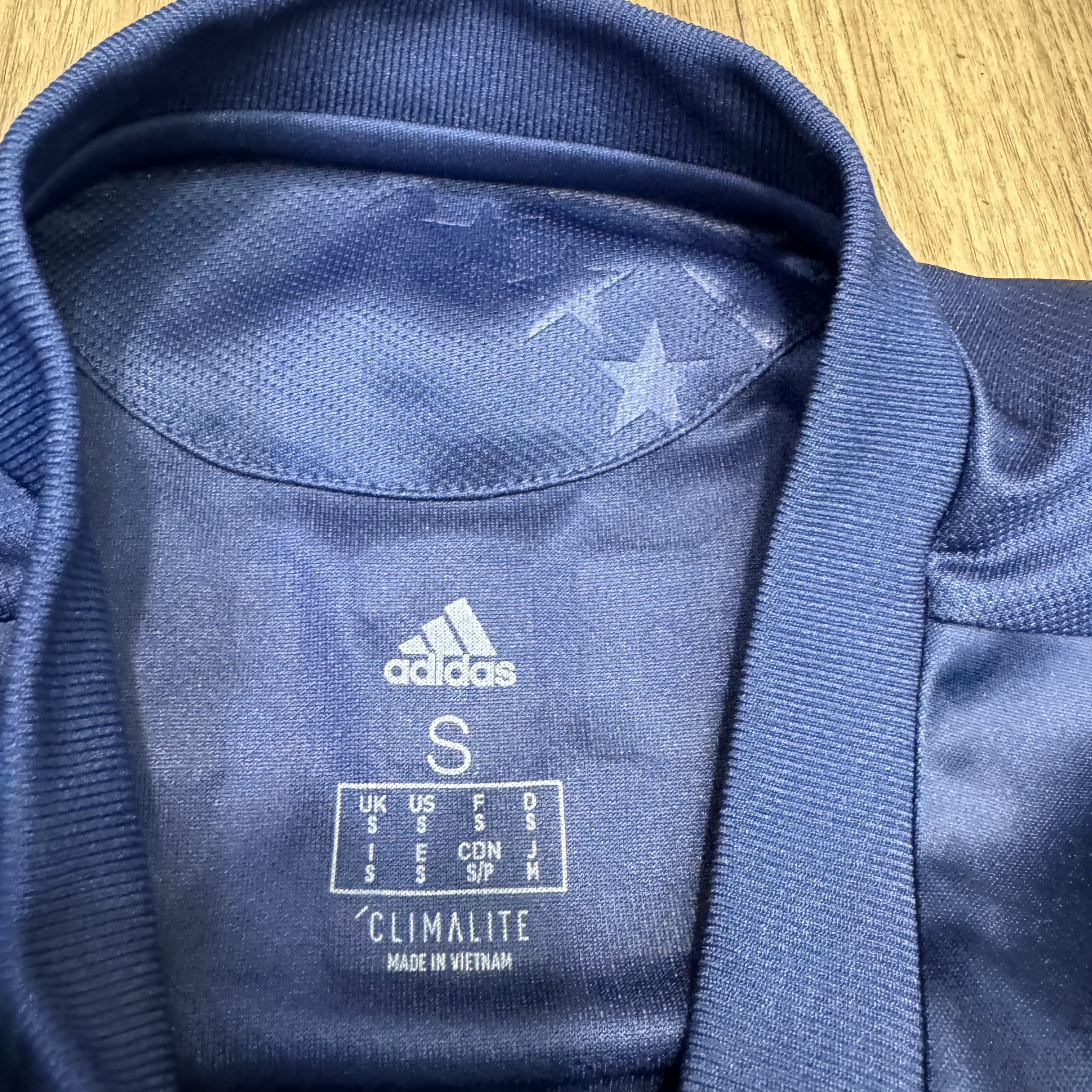 Bosnia And Herzegovina 17/18 home shirt  #11 Dzeko