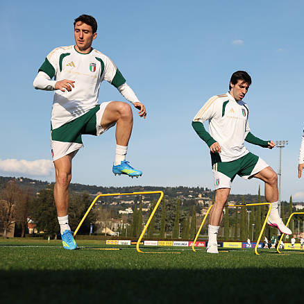 Adidas Italy 意大利 2025-26 TIRO FORMOTION 動感訓練上衣 JZ9380