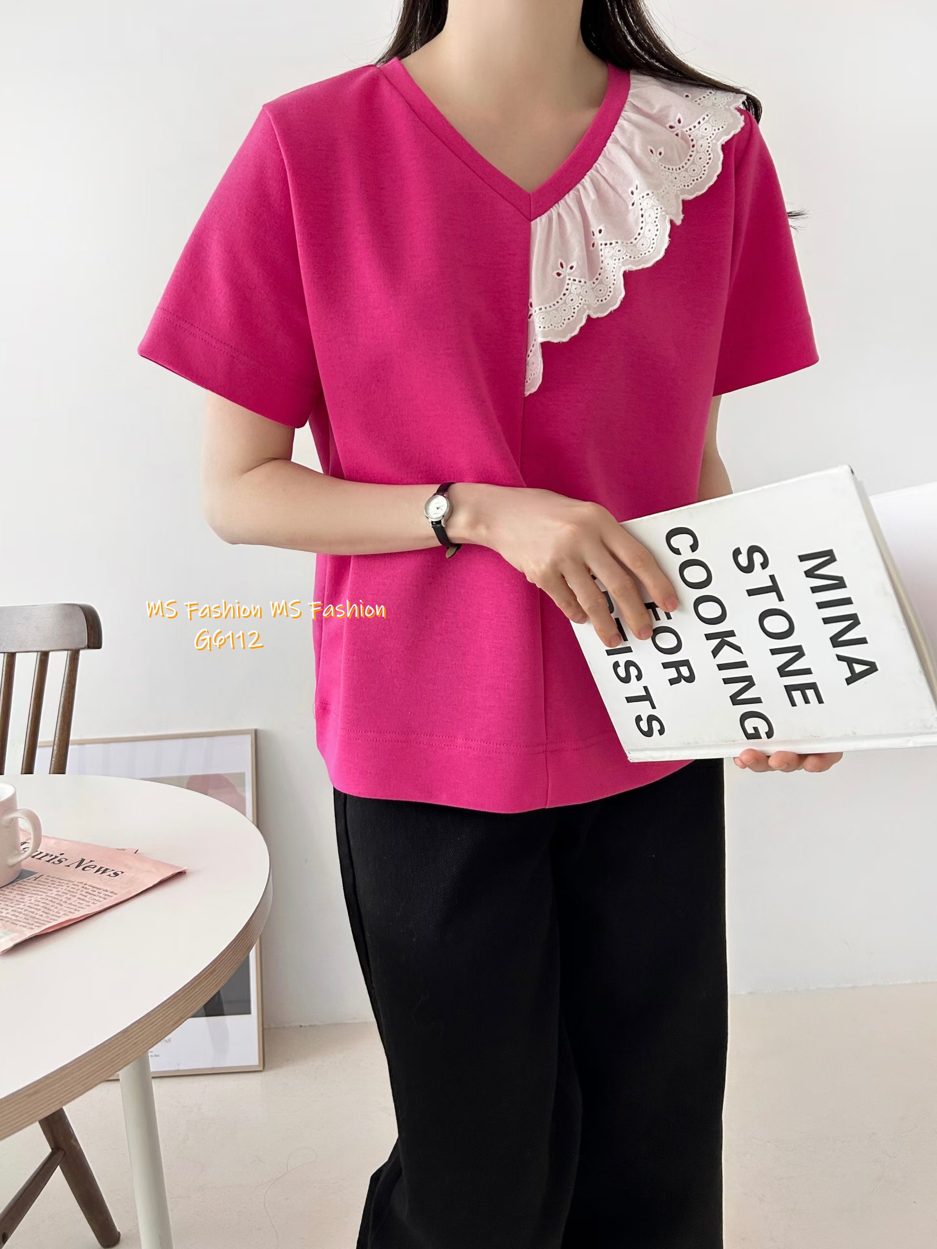  G6112 韓國🇰🇷V領通花ruffle top