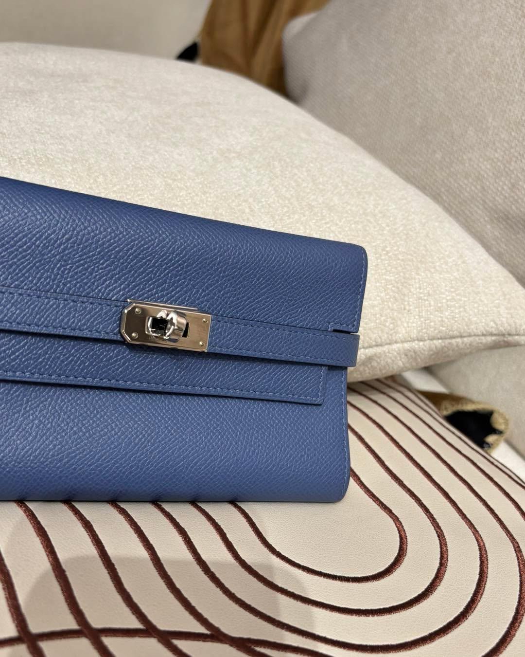 Hermes Kelly Wallet Stamp C 100%Authentic, 98%new ✅Dust bag
