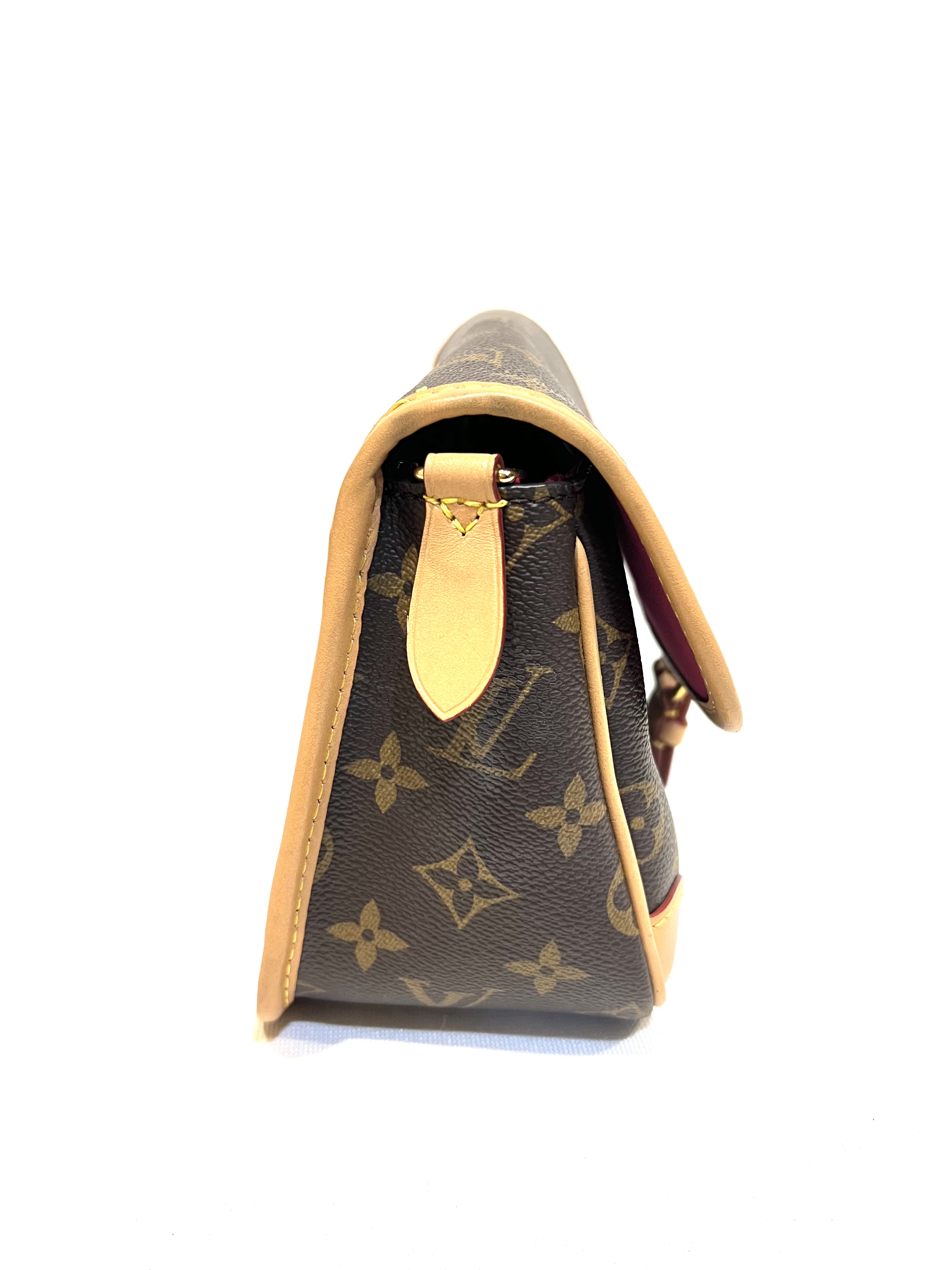 Pre-Owned Louis Vuitton Diane / Product Code: 26041120