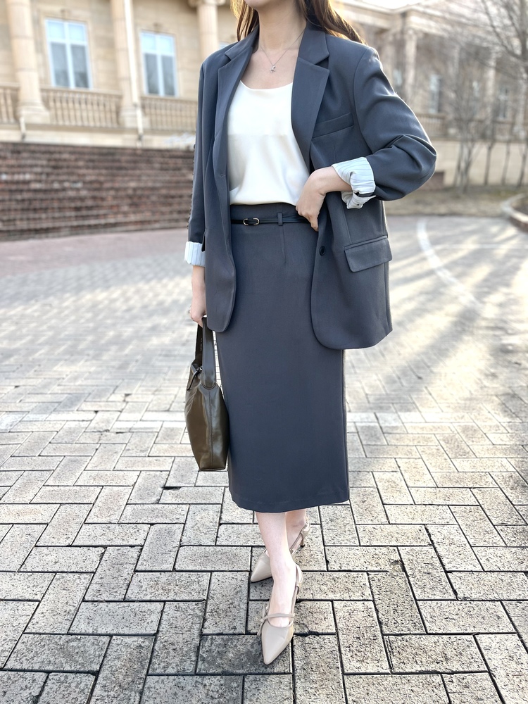 Atelier Relaxed Blazer (Charcoal)