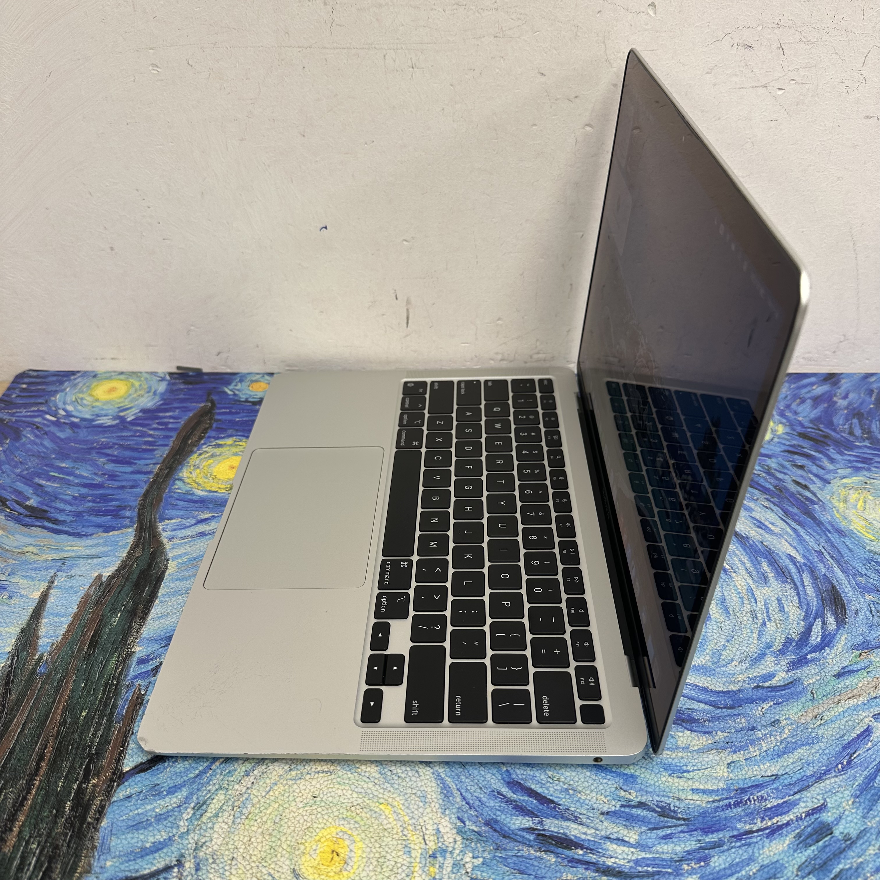 #6023 Apple MacBook Air 2021/APPLE Retina/M1 CPU/8GB Ram/256GB SSD/Touch ID/13吋Mon/銀色,太空灰,玫瑰金/ Gaming Laptop / Notebook  / MacBook Pro / PC / 文書機