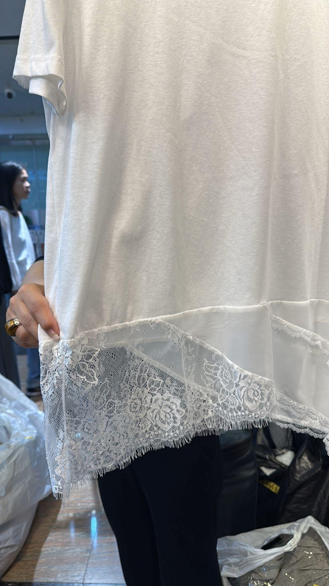 不規則 Lace 腳Top 