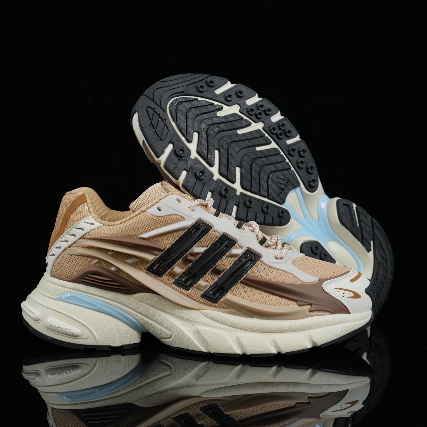 Pharrell Williams x Adidas Adistar Jellyfish JP9277