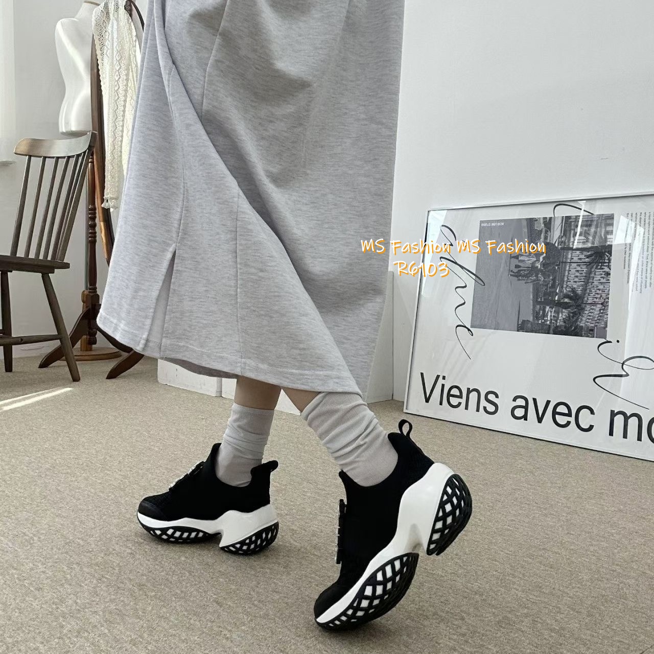 R6103 韓國🇰🇷特色閃石扣sneakers