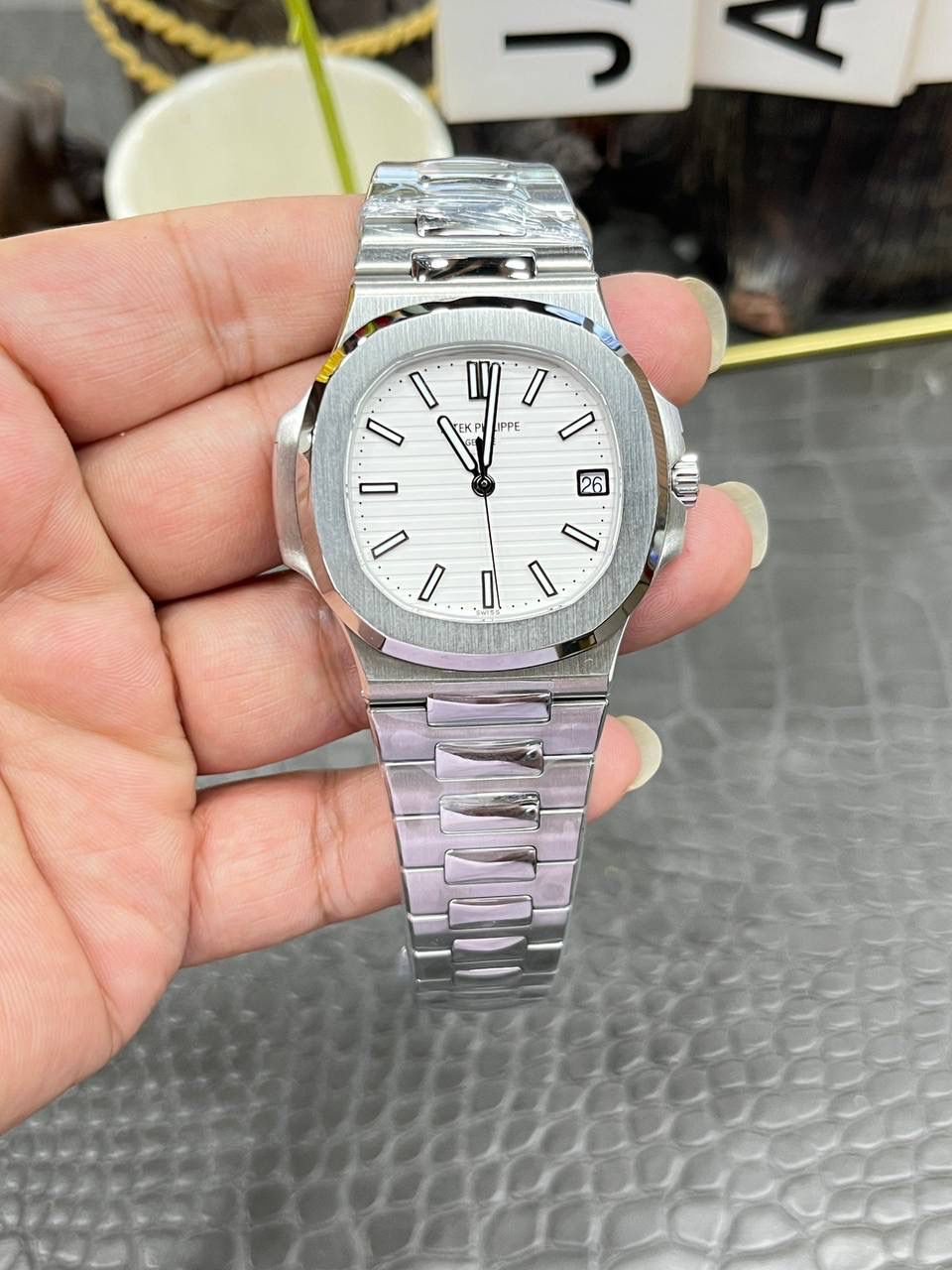 百达翡丽鹦鹉螺5711白面/40mm*8.3mm/Cal.324一体机😍💯🤍