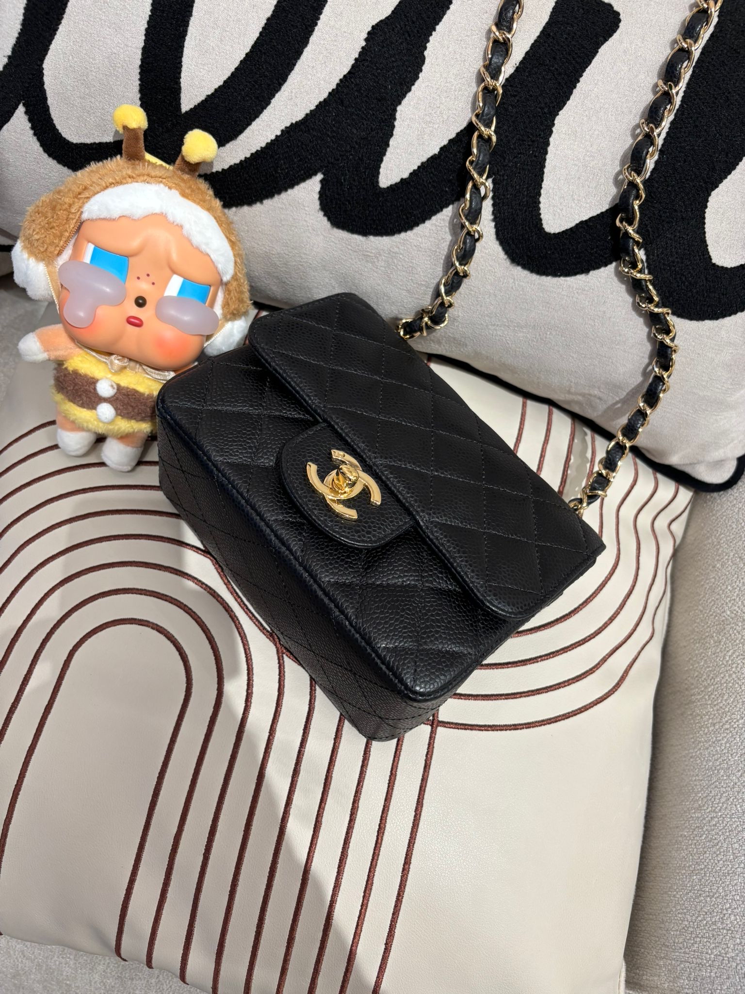 Chanel Mini Flap Bag 黑色荔枝牛皮金扣 100%Authentic, 98%New ✅12Card✅Dust bag✅Box