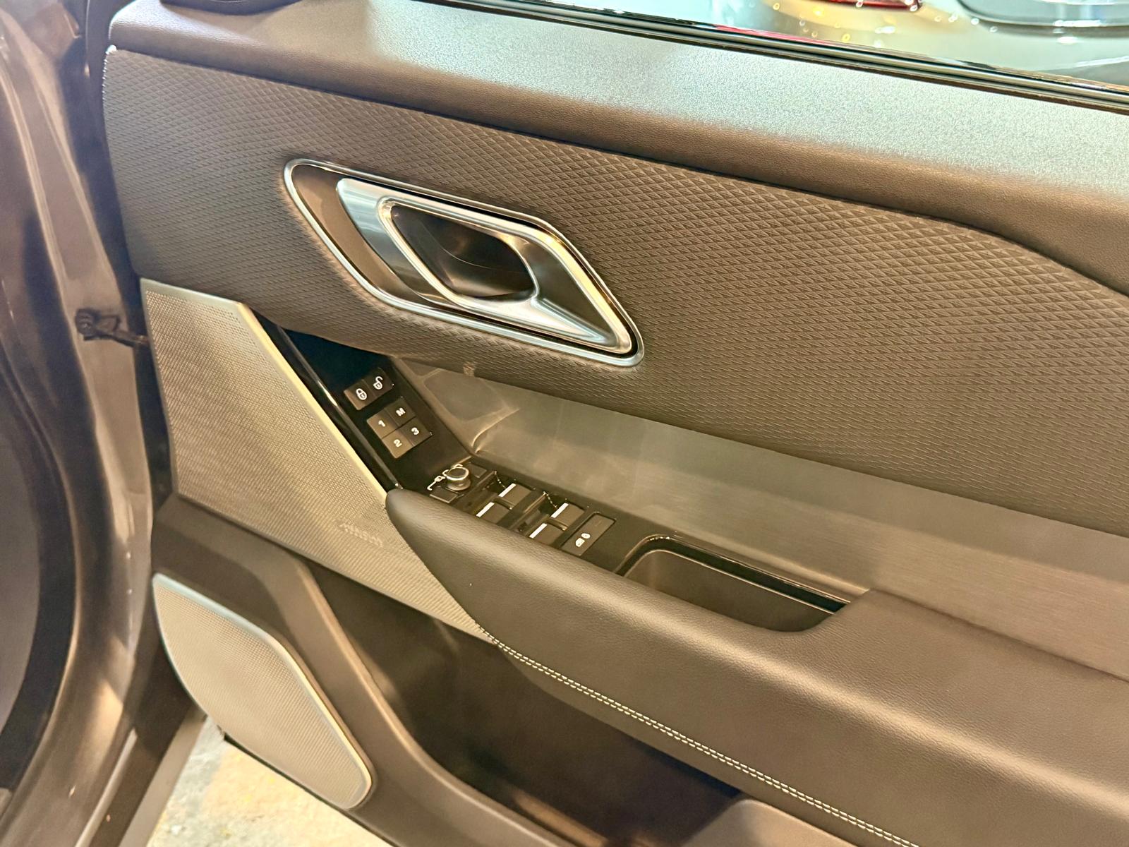 Land Rover RR Velar R-DYN SE P380 2018