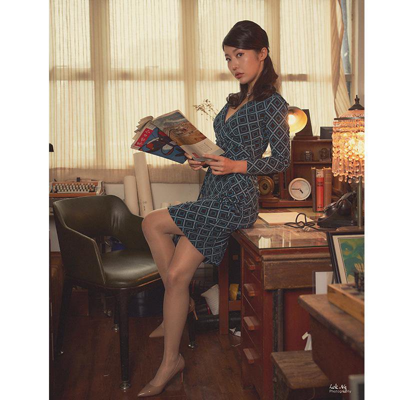 (Sold out)Last S -1970s Style Miss Suzie Geometric Half-Wrap Jersey Dress(FM122)