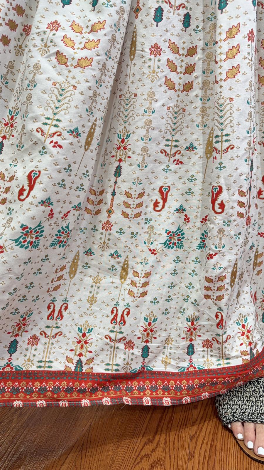 2527 White Totem V-Neck Full Stamping OP