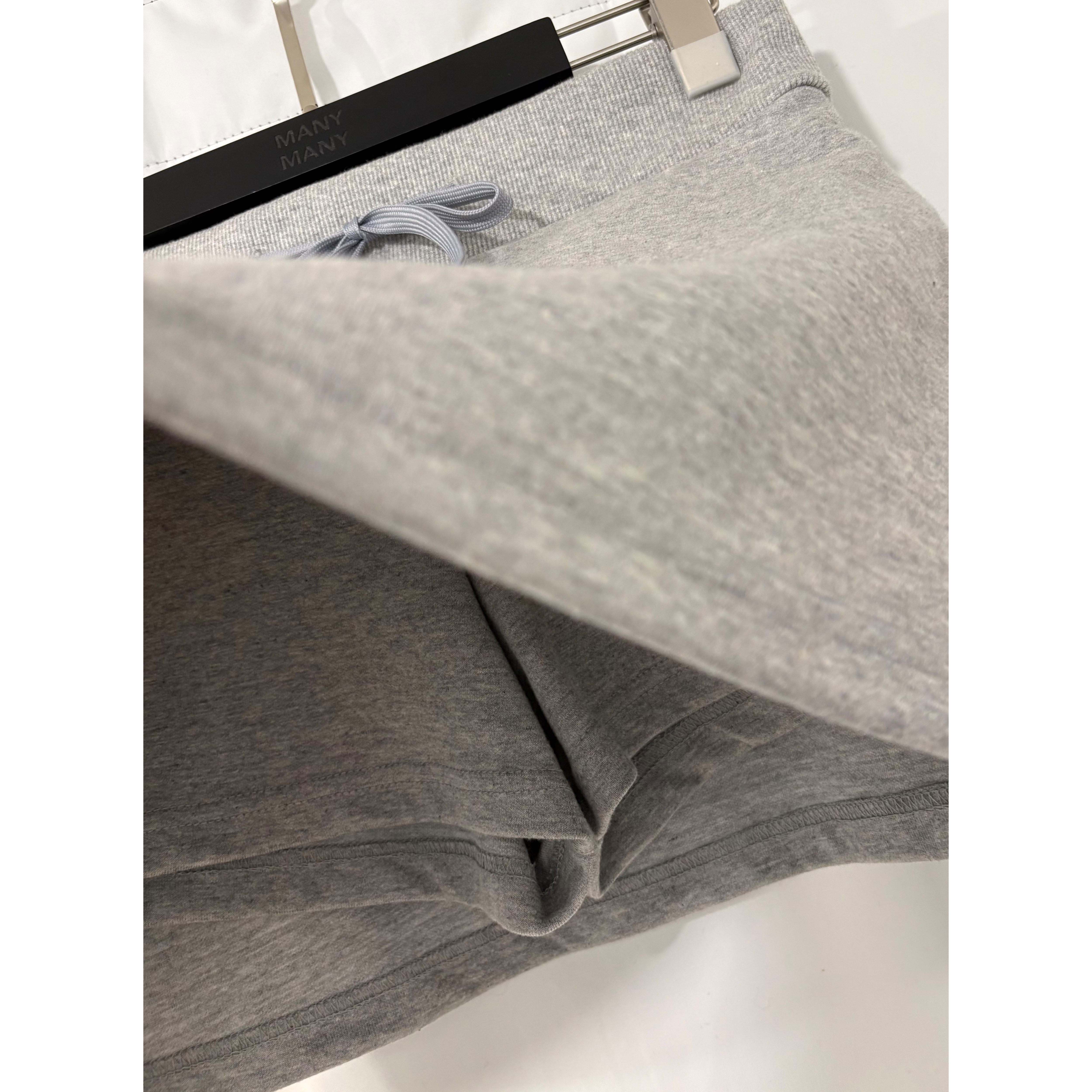 新品價4月10截單🤍《DAILY SKPT》 2604D