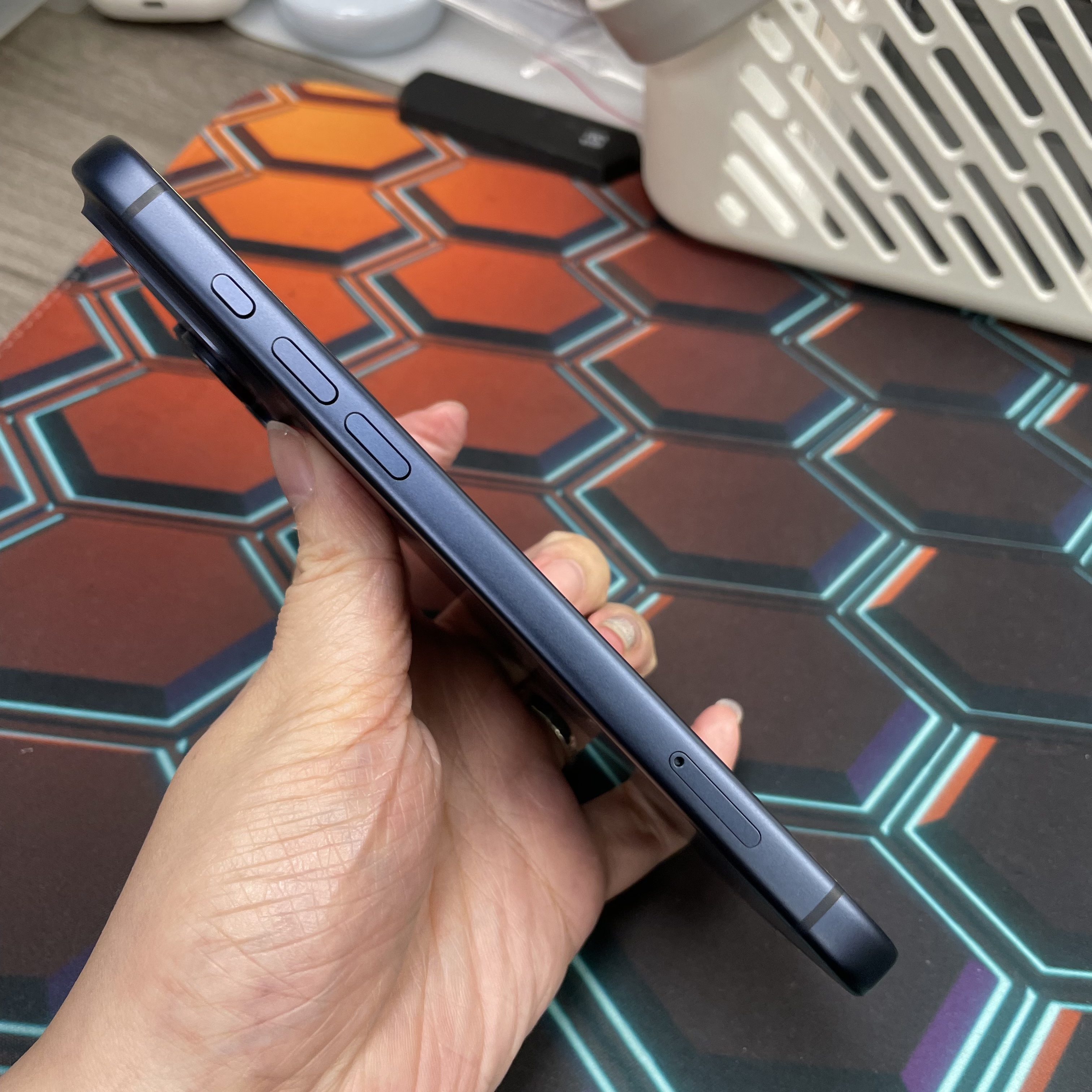 *8199 17 pro max 勁靚機 256GB 電93 藍色 blue