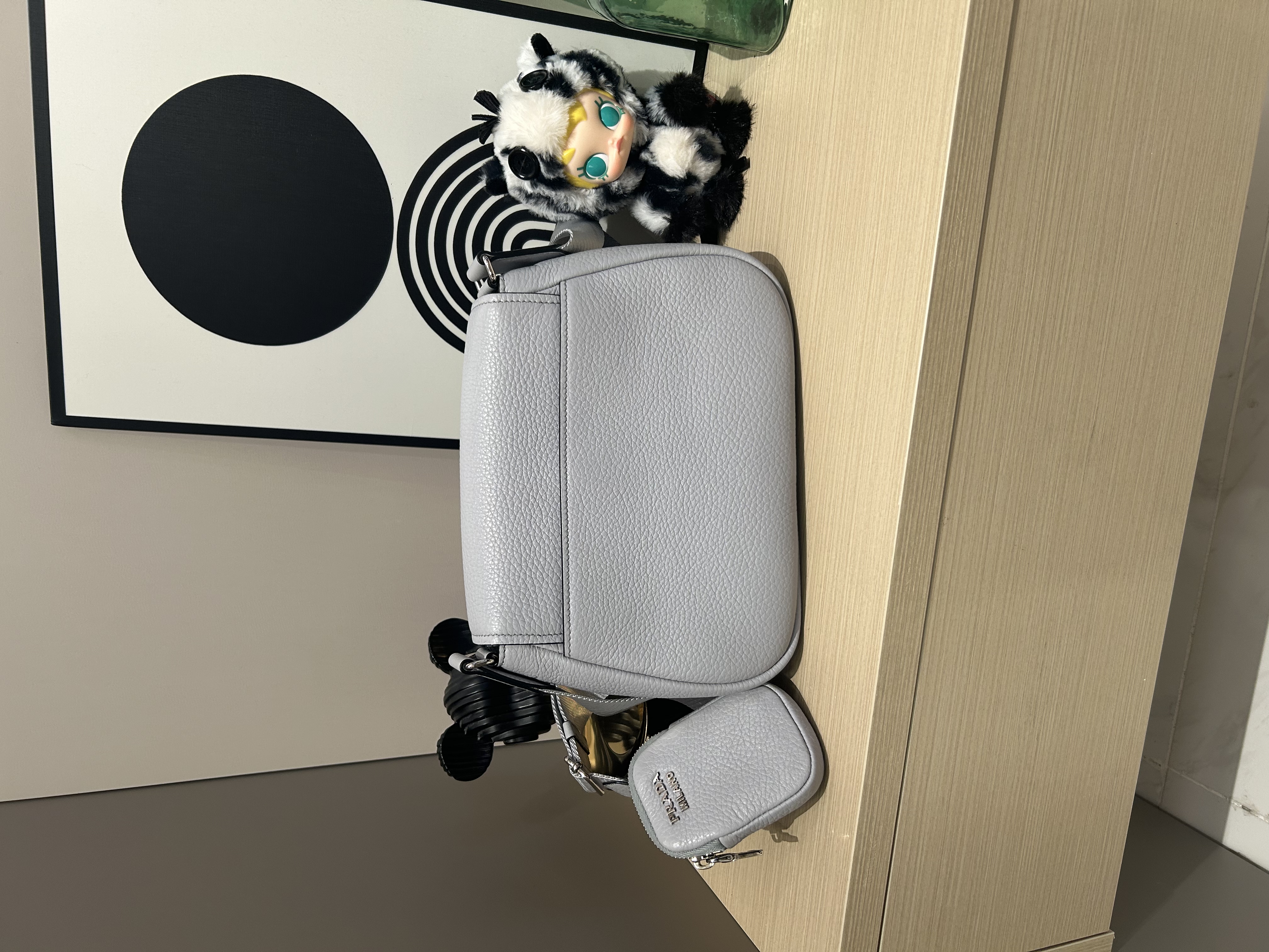 PRADA VITELLO POCKET SHOULDER BAG 1BD293 calfskin NFC 100%Authentic ,98%new ✅Coin bag✅dust bag