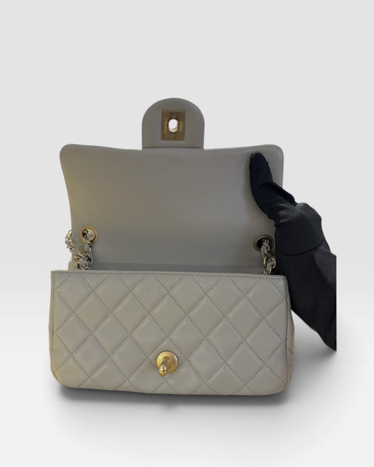 Pre-owned Chanel Rectangular Pearl Crush Bag / Product Code: A092301