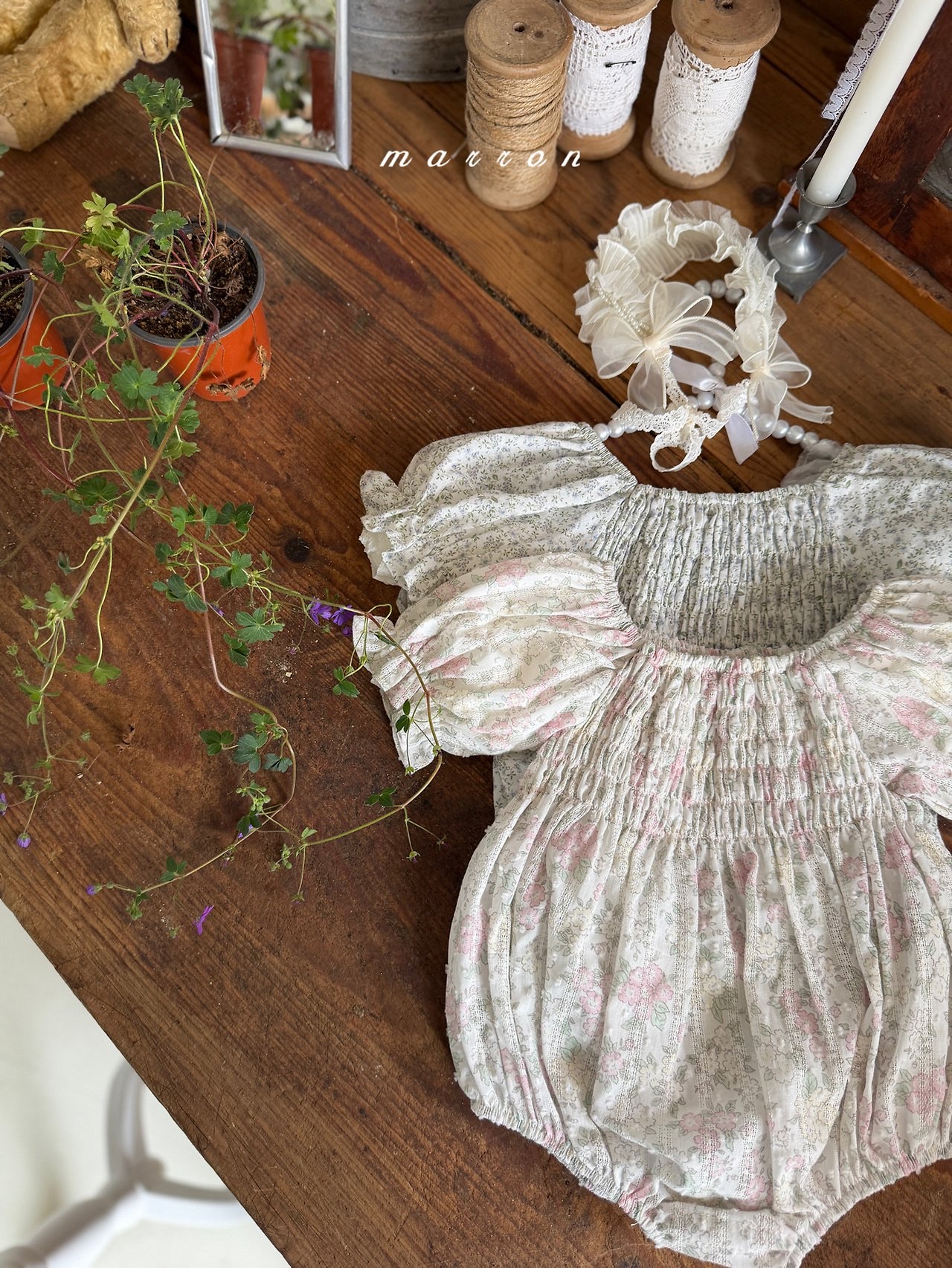 ☀️預訂 韓國直送☀️🇰🇷Marron兩色花卉束胸泡泡袖包屁衣