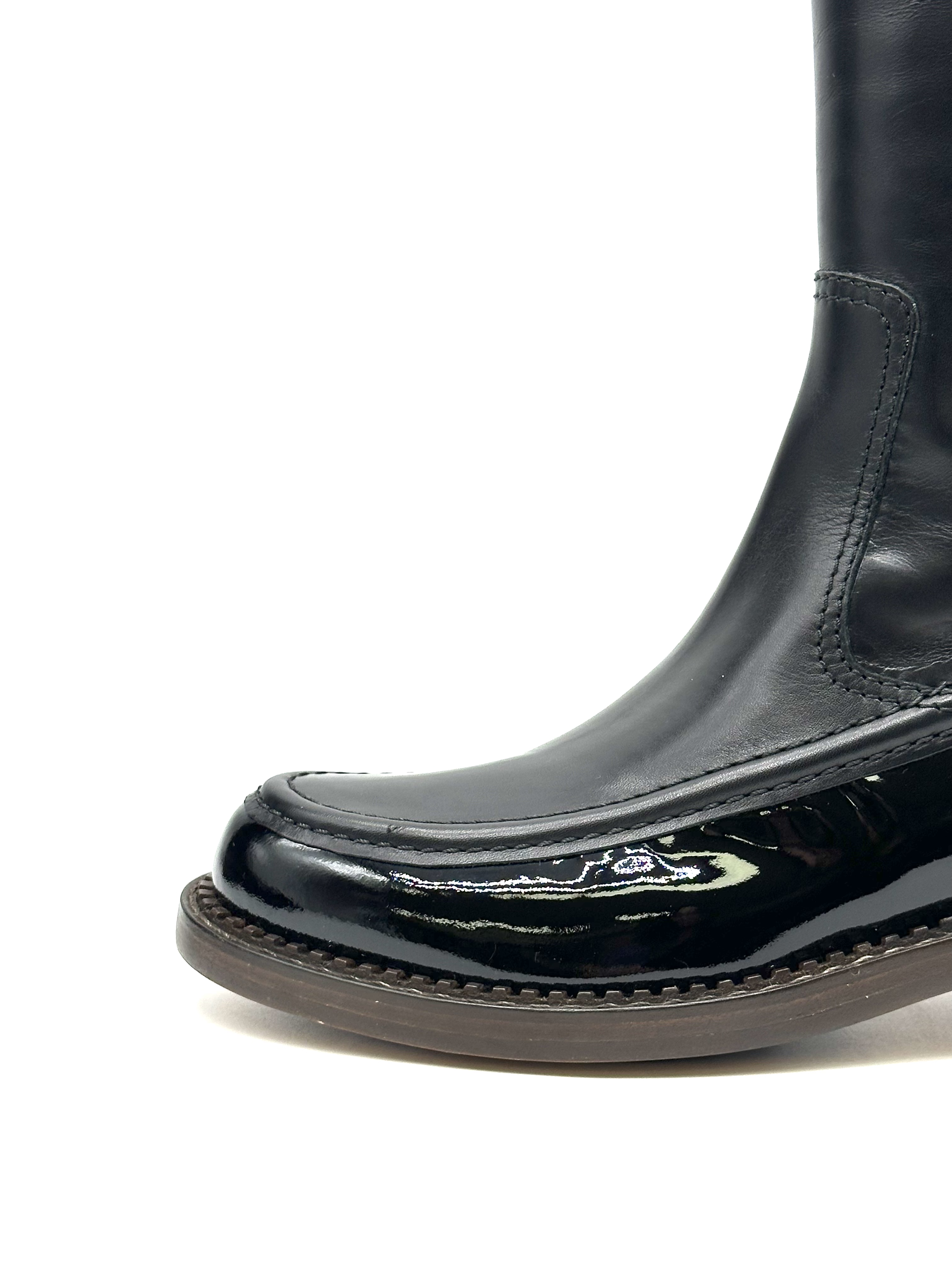 Pre-Owned Chanel Boots / Product Code: 26040411