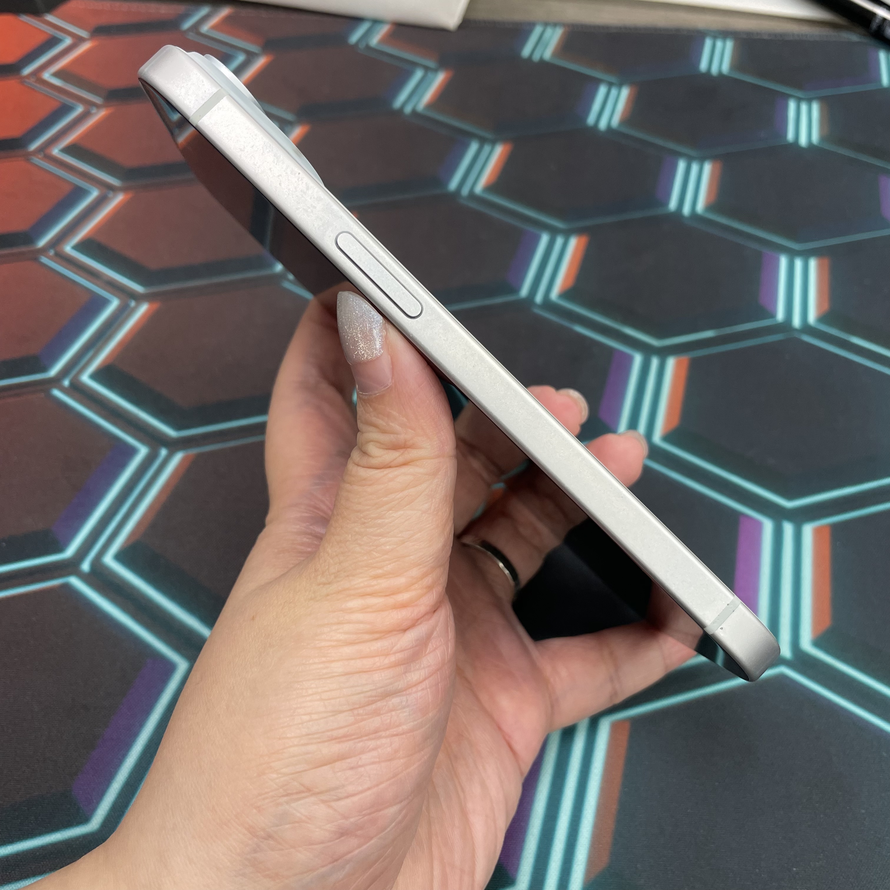 *7333 15 勁靚機 128GB 電100 藍色 blue