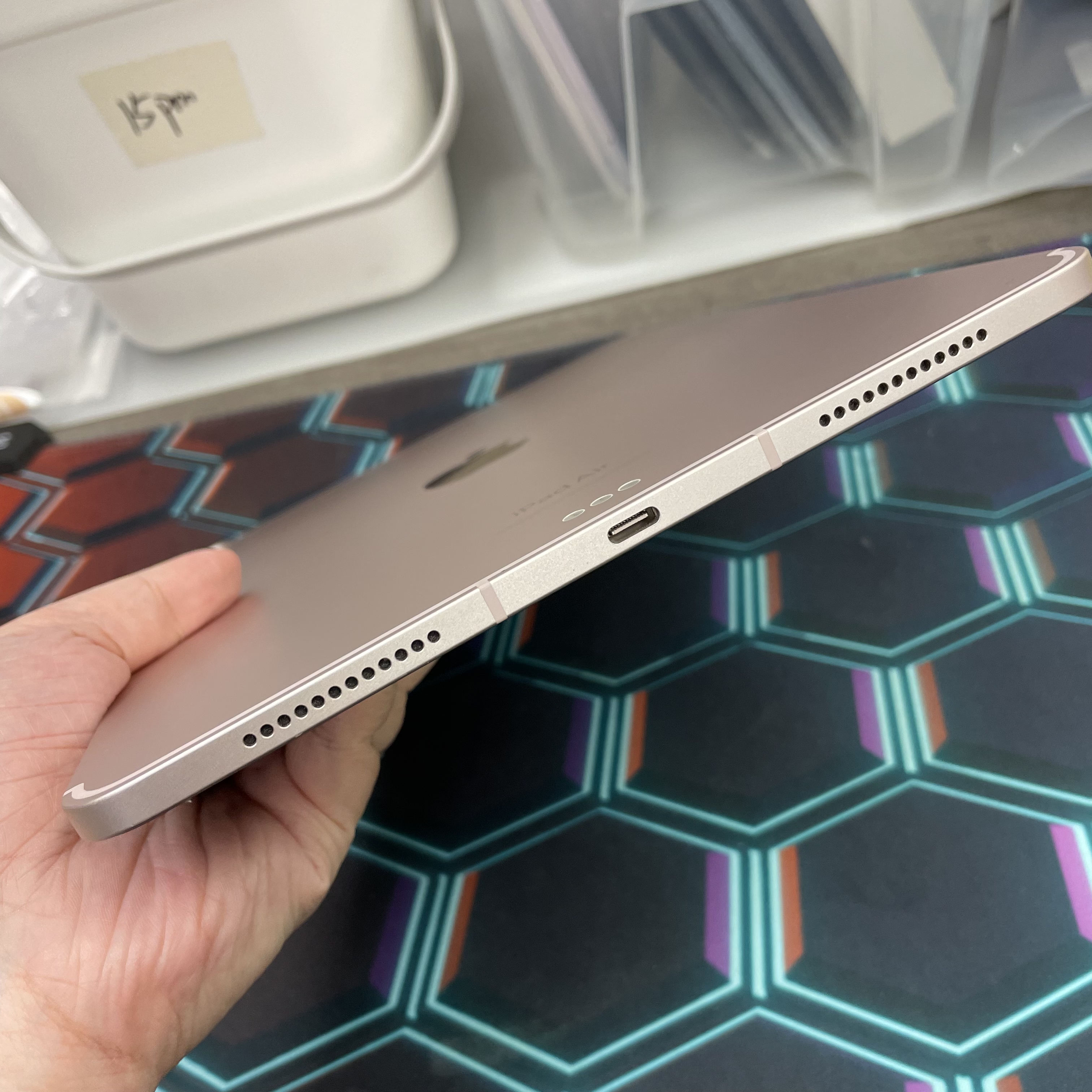 *794181 iPad Air 5 勁靚機 64GB 插卡版 粉色 pink