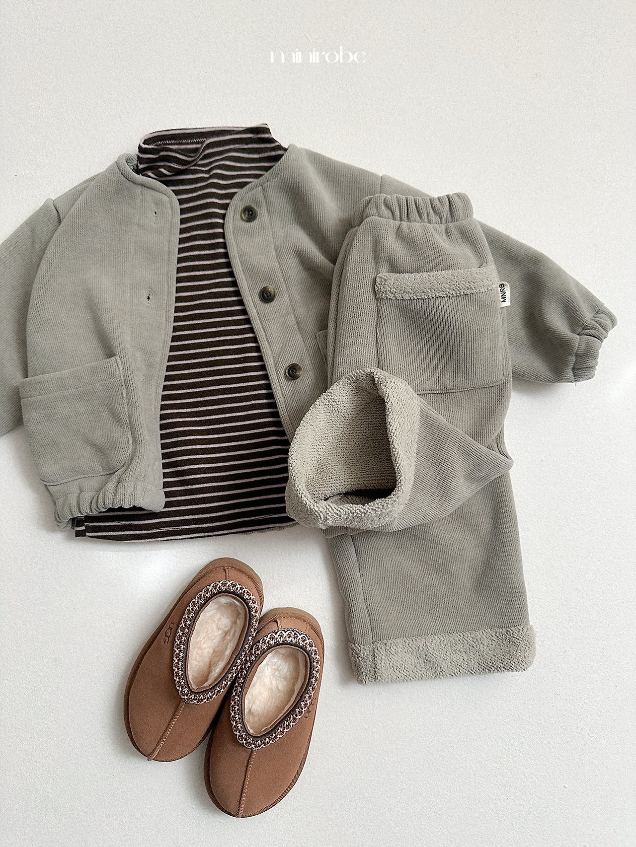 Mnirobe |  Poy Warm Cardigan