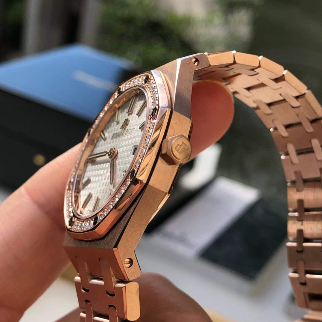 爱彼皇家橡树系列女士镶钻腕表