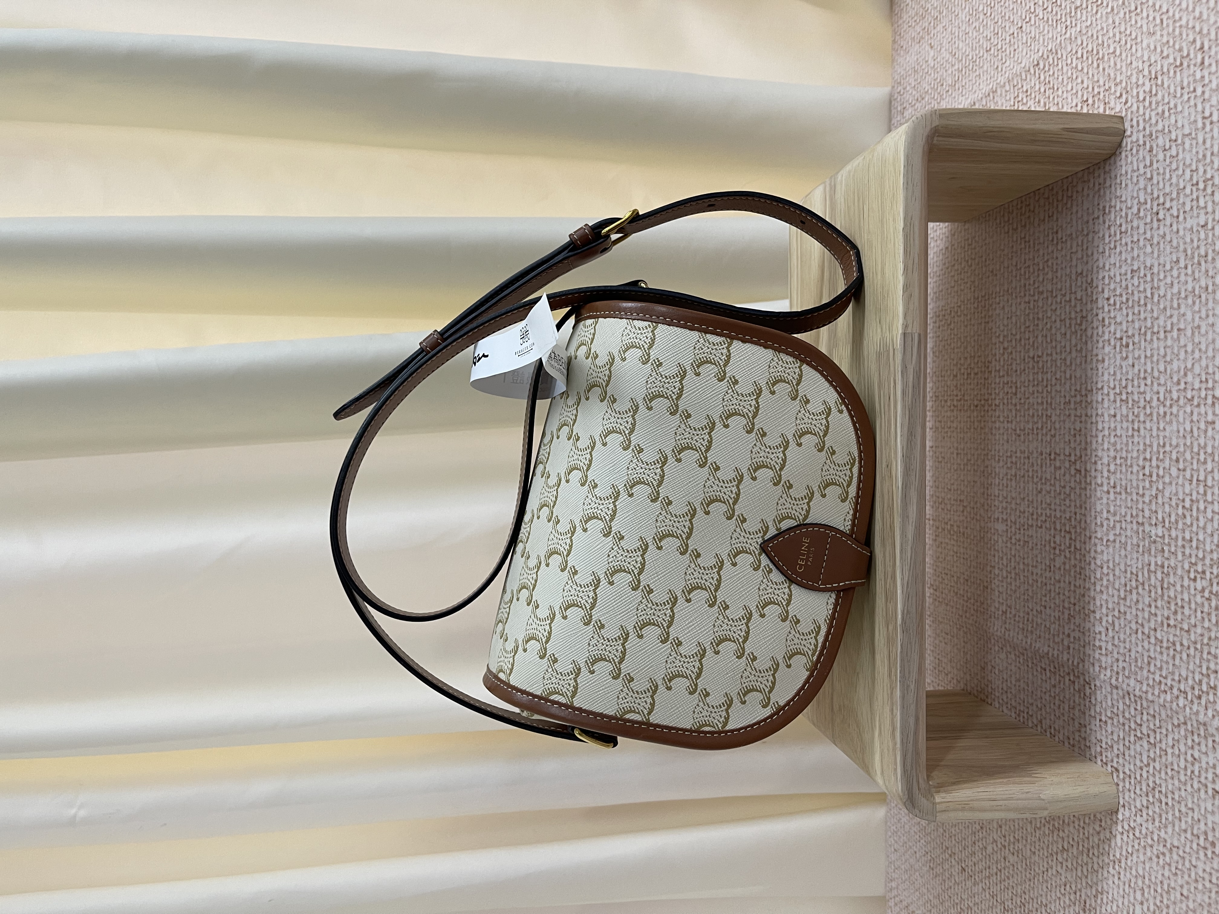 Pre-owned Celine Folco/ Product Code: 26022109