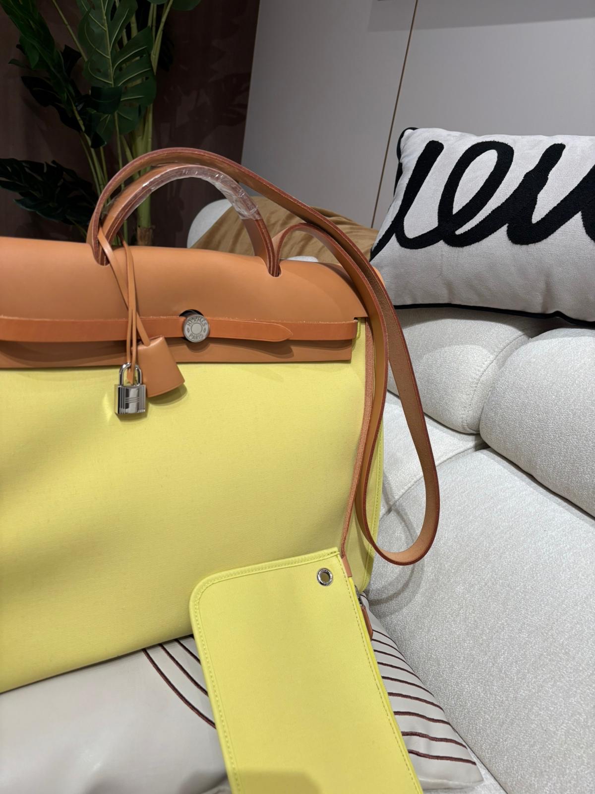 Hermes Herbag 39, 100%Authentic,98%new ✅key lockpad✅dust bag