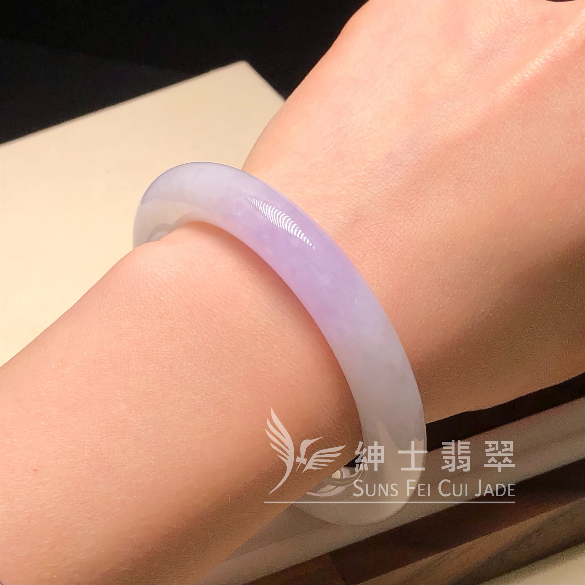 C05366 冰藍紫圓鐲52.5mm