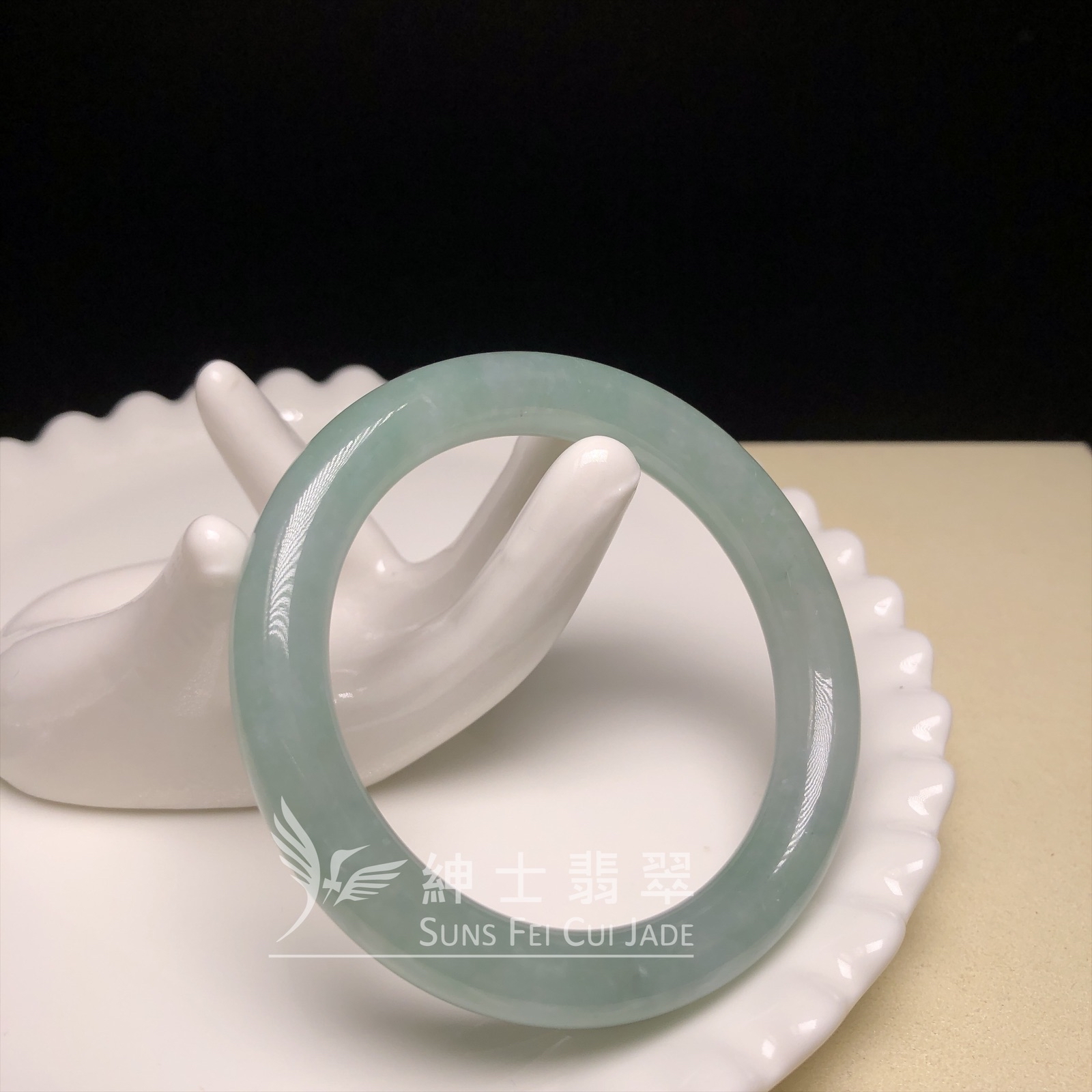 大馬坎水石淡綠福鐲52.4  C06268