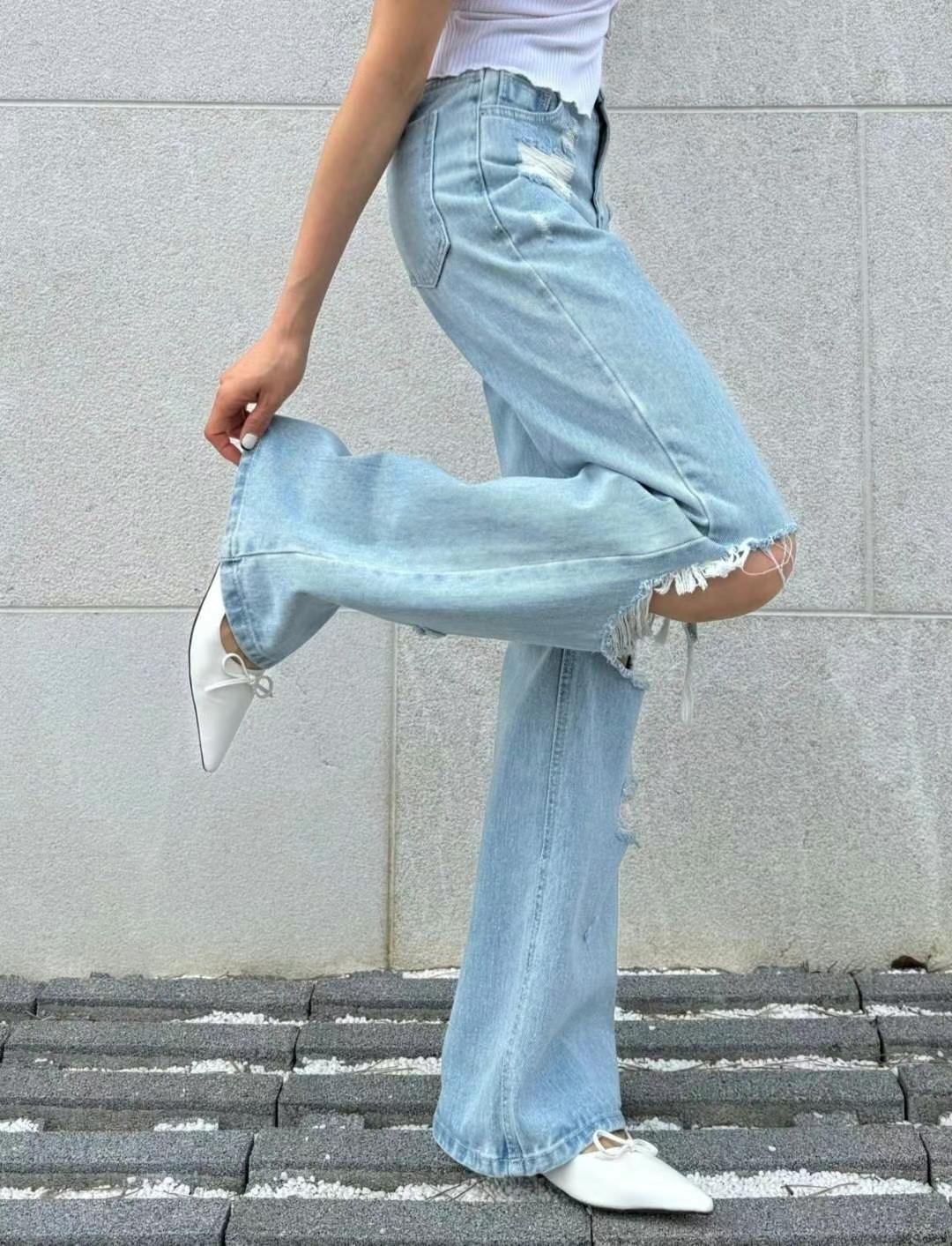 ♥︎初夏微喇叭Ripped Jeans