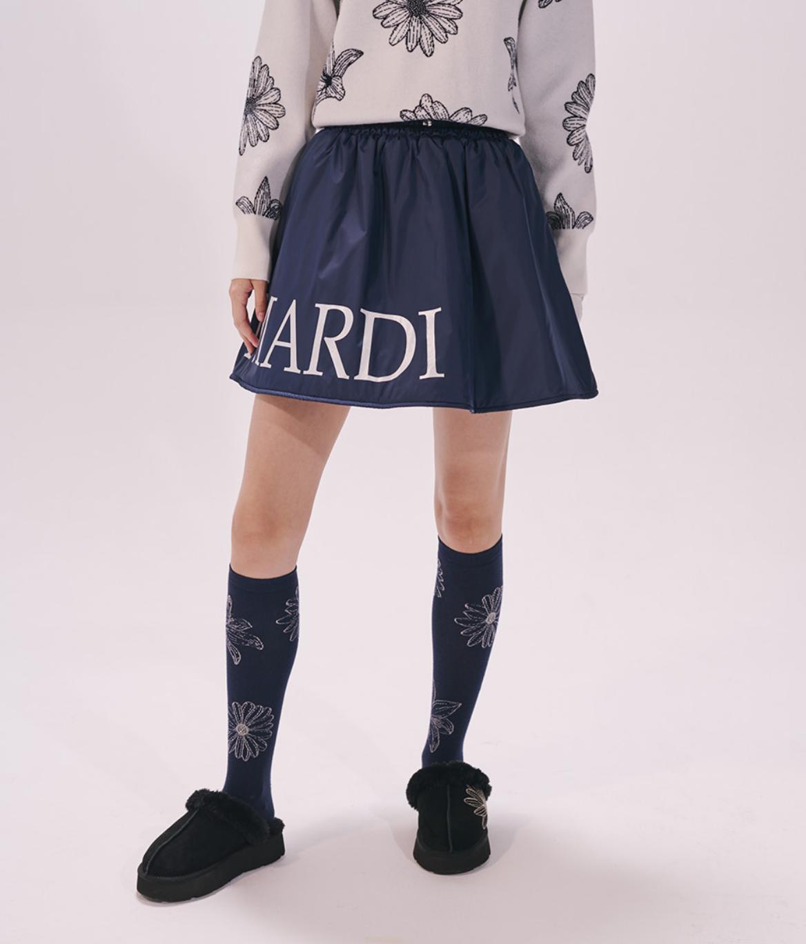 Mardi actif padded flare skirt 3 折特價 Free size
