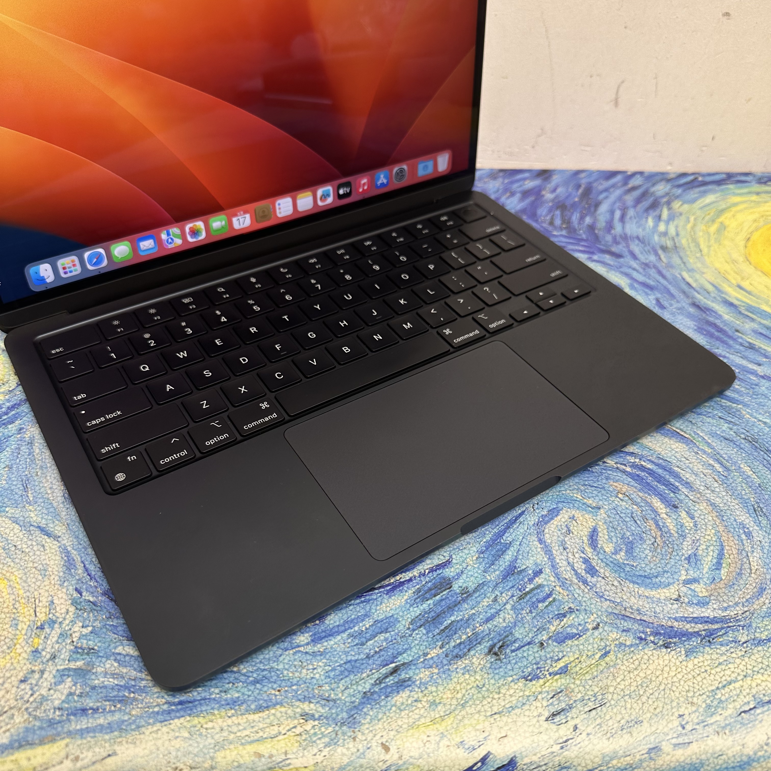 #5883 APPLE  MacBook Air M2 2023 M2 CPU/8GB Ram/256GB SSD/8核心GPU/Liquid Retina Mon/13吋/藍色,太空灰/Gaming Laptop / Notebook / MacBook Pro / Apple  MacBook Air M2 2023 M2 CPU/8GB Ram/256GB SSD/8核心GPU/Liquid Retina Mon/13吋/藍色,太空灰/Gaming Laptop / Notebook / MacBook Pro / Apple