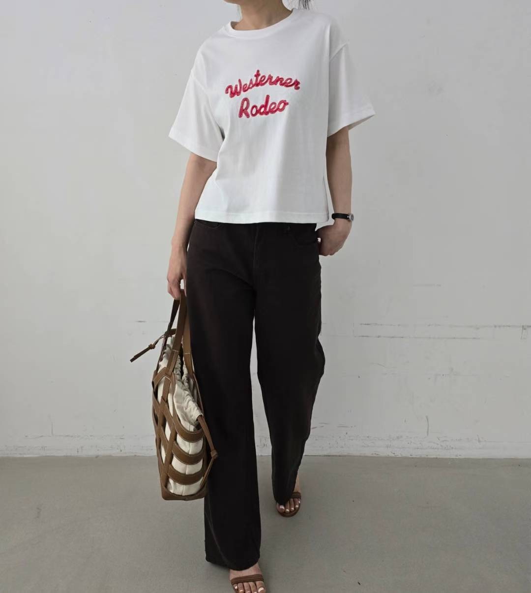 挺身混棉刺繡字Tee