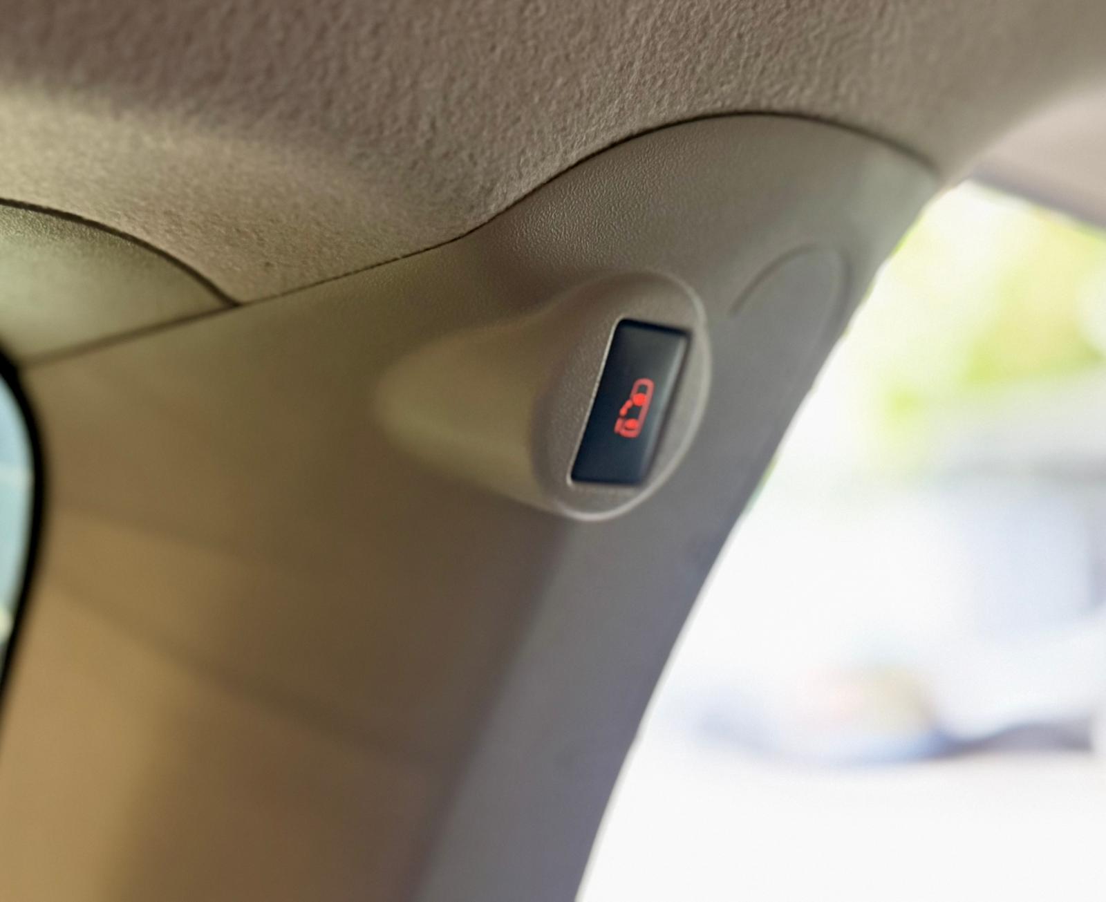 Toyota Spade G 1.5 2013